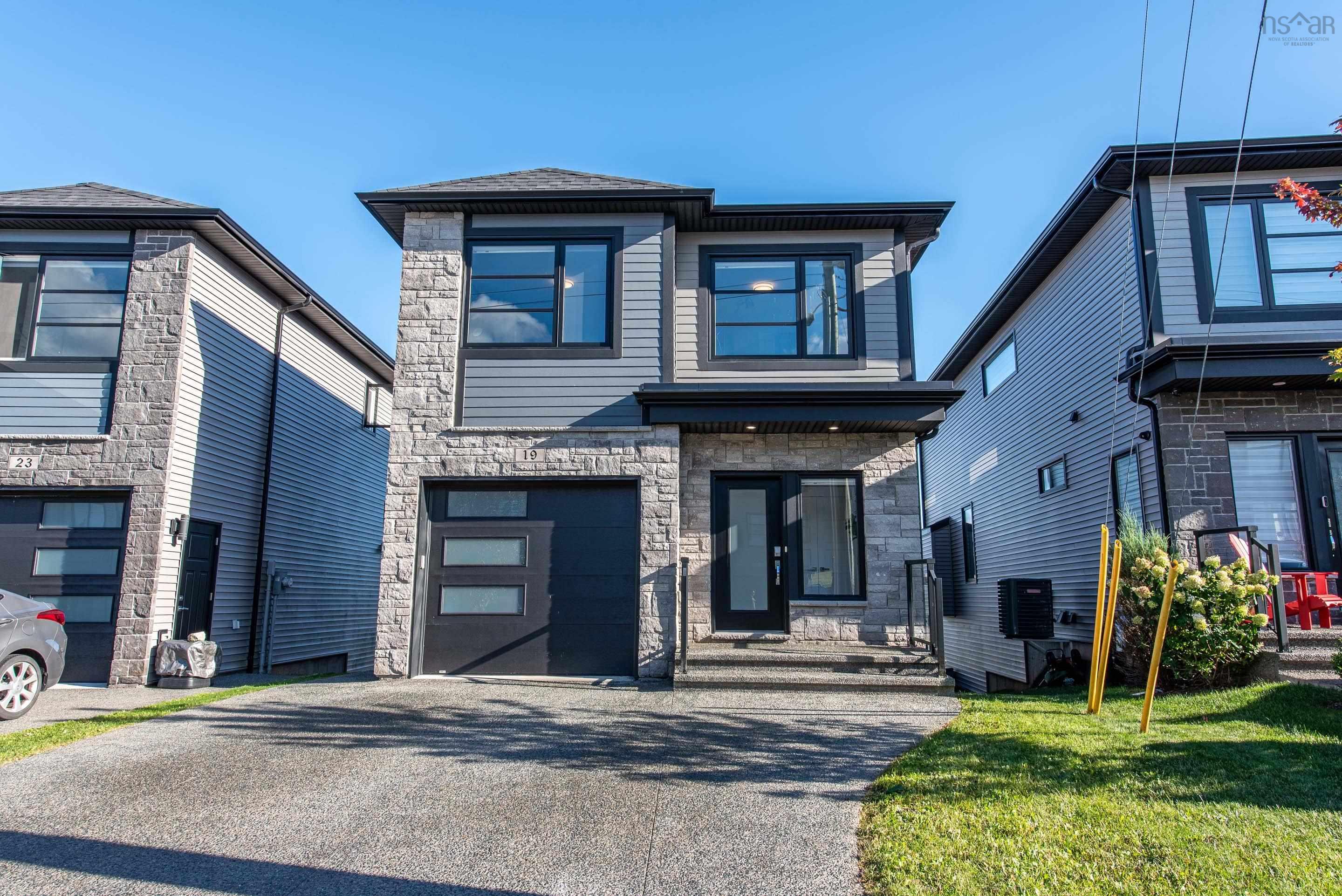 19 Darjeeling Drive, Long Lake NS B3N 3N3 - MLS #202427846