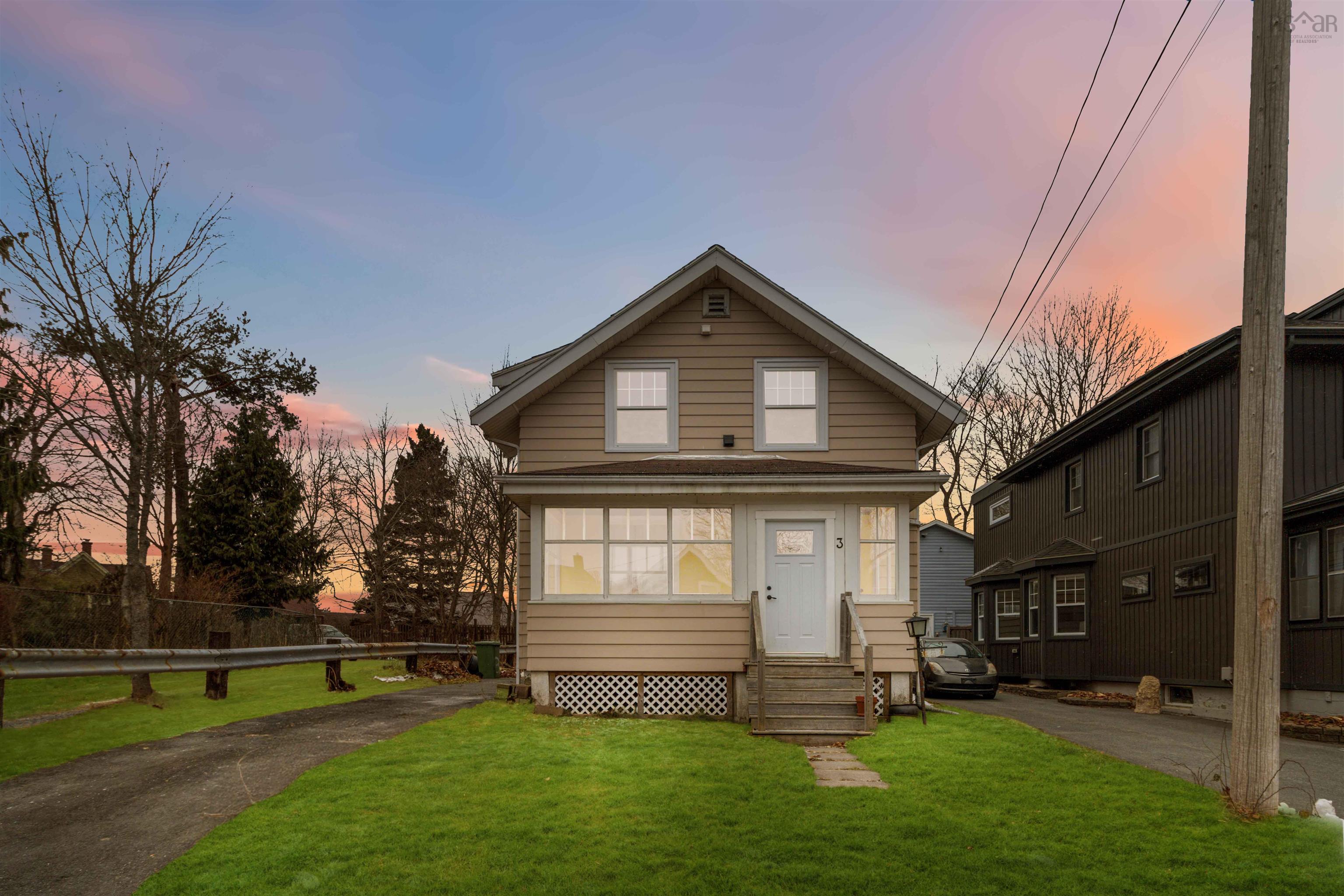 3 Thompson Street, Dartmouth NS - MLS: 202501257