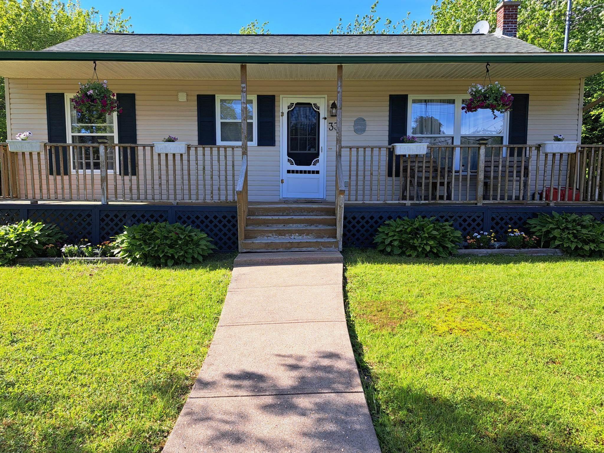 33 Earl Court, Porters Lake NS B3E 1H8 - MLS #202504753