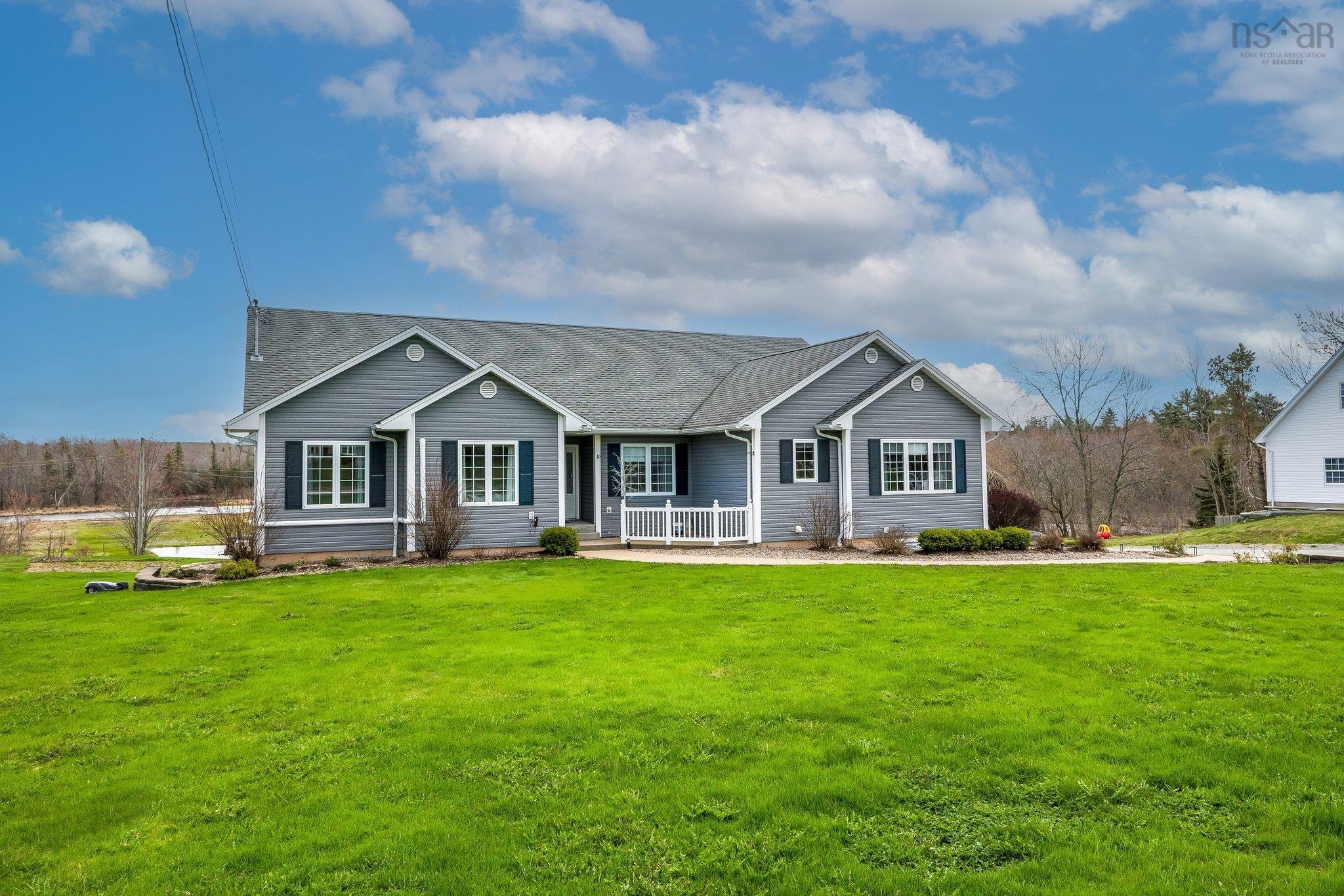 111 Highway 2, Enfield NS B2T 1C8 - MLS #202509268