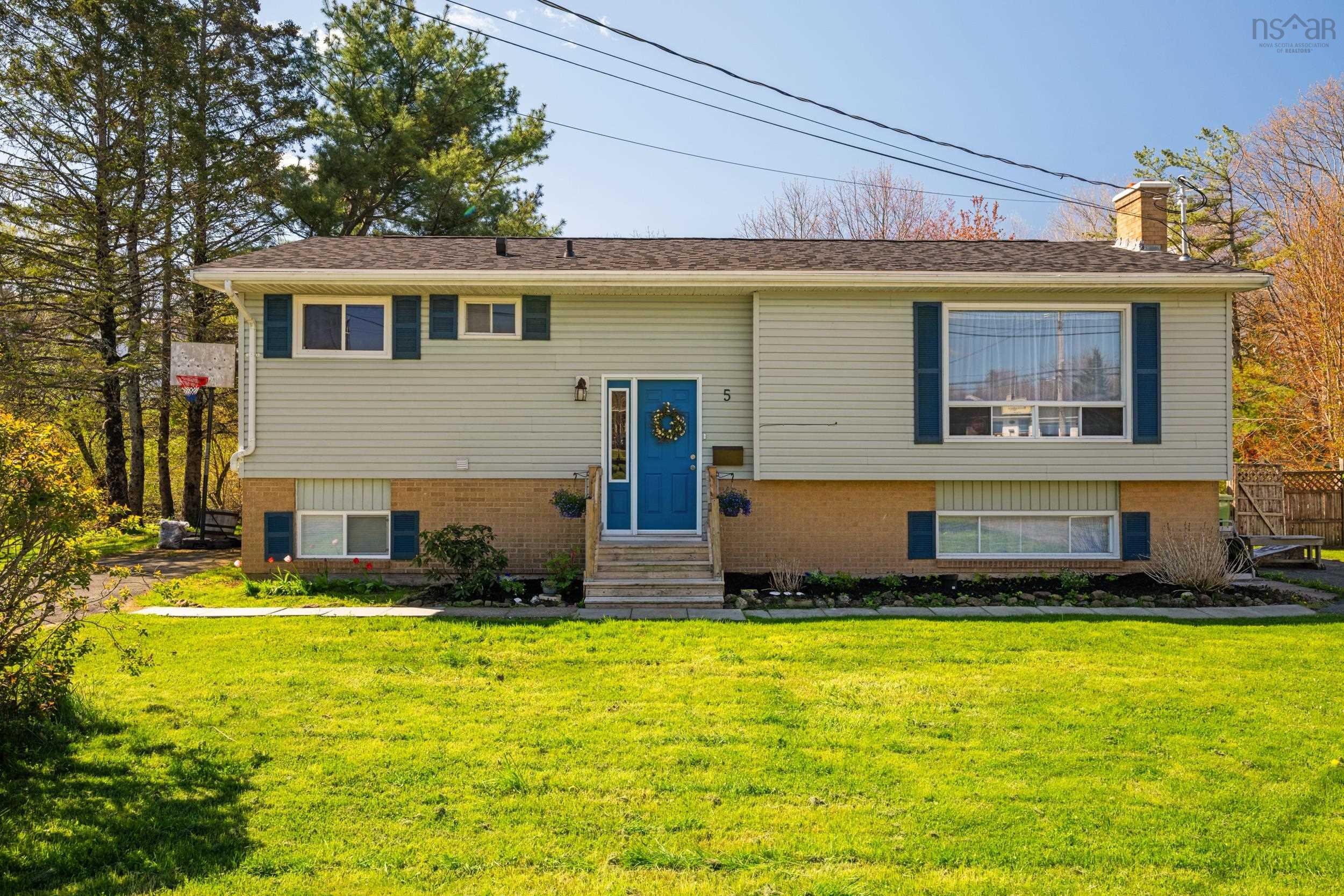 5 Seawood Avenue, Lower Sackville NS - MLS: 202510960