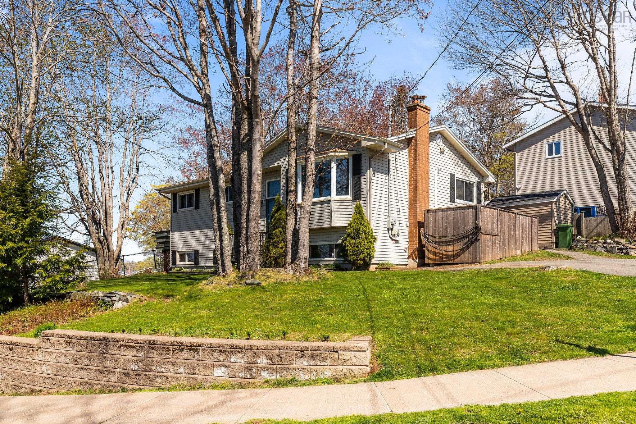 185 Smokey Drive, Lower Sackville NS B4C 3B8 - MLS #202511094