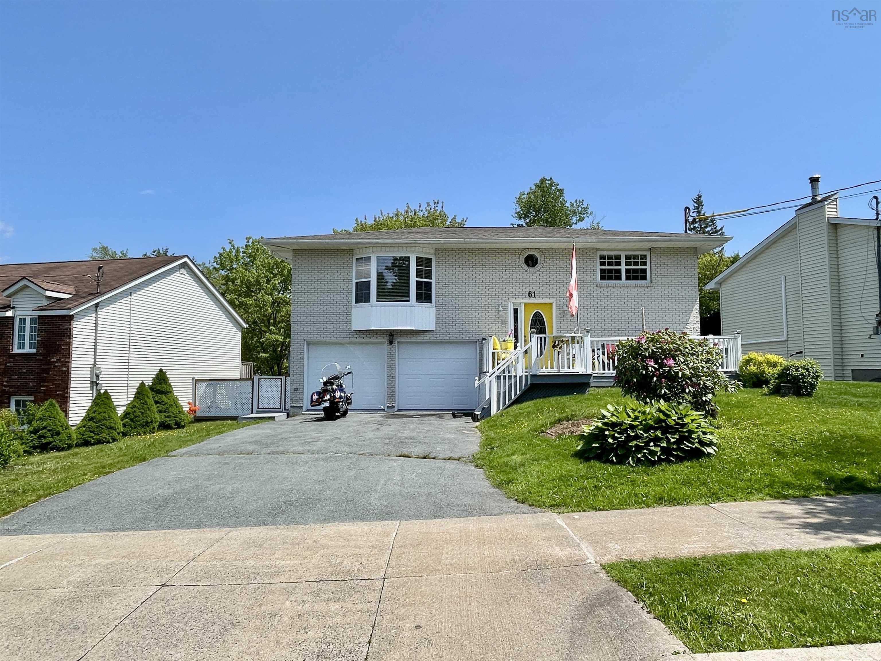 61 Portland Estates Blvd West, Dartmouth NS B2W 6E5 - MLS #202514384