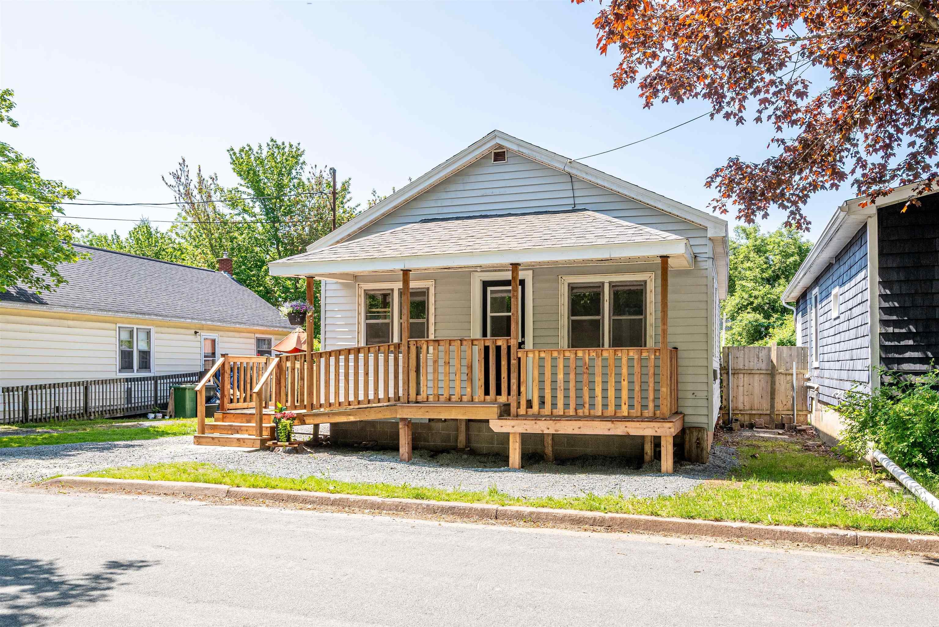 26 Franklyn Street, Dartmouth NS B2W 1B7 - MLS #202514831