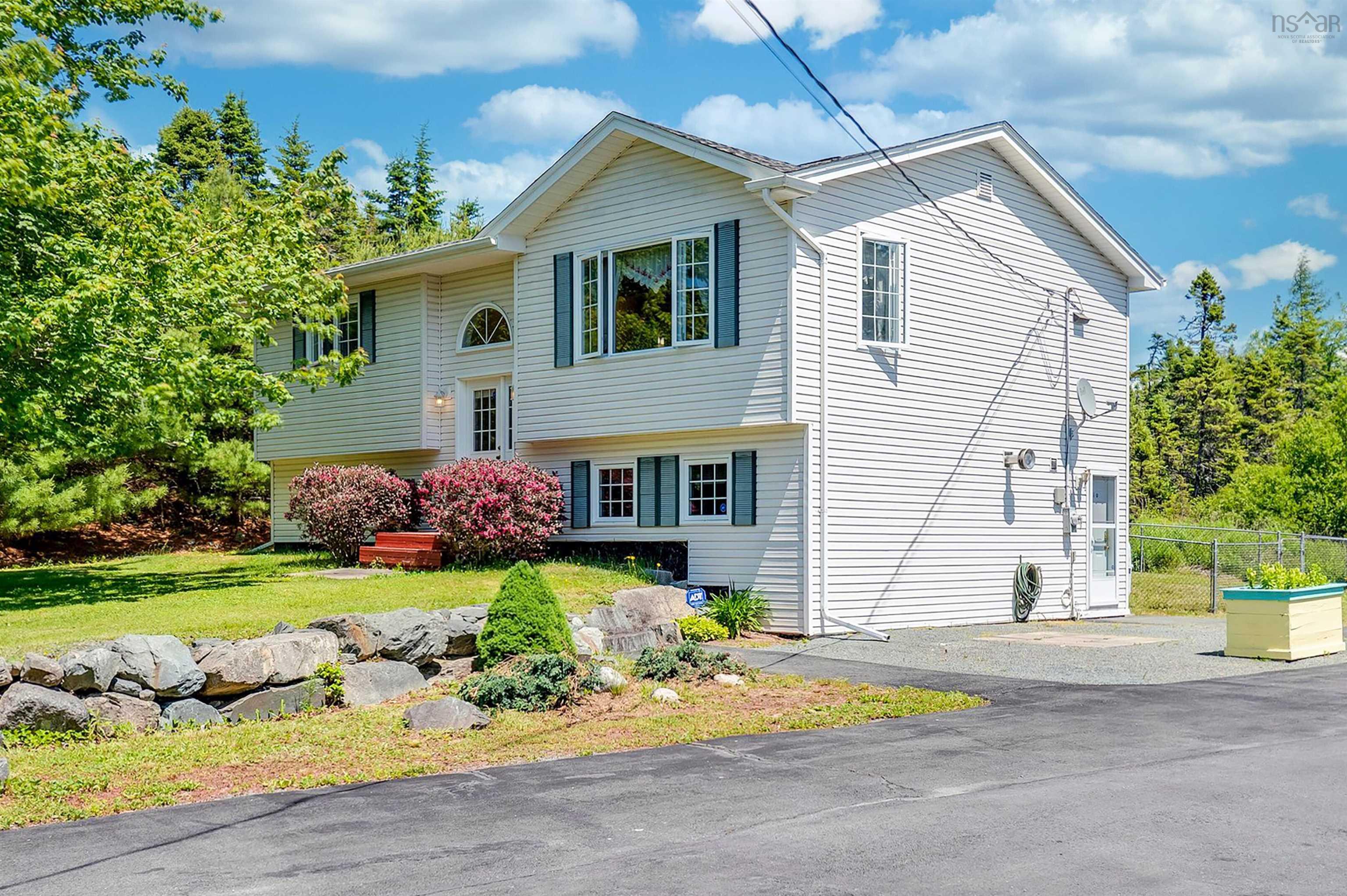 501 Ostrea Lake Road, Ostrea Lake NS B0J 2L0 - MLS #202516420