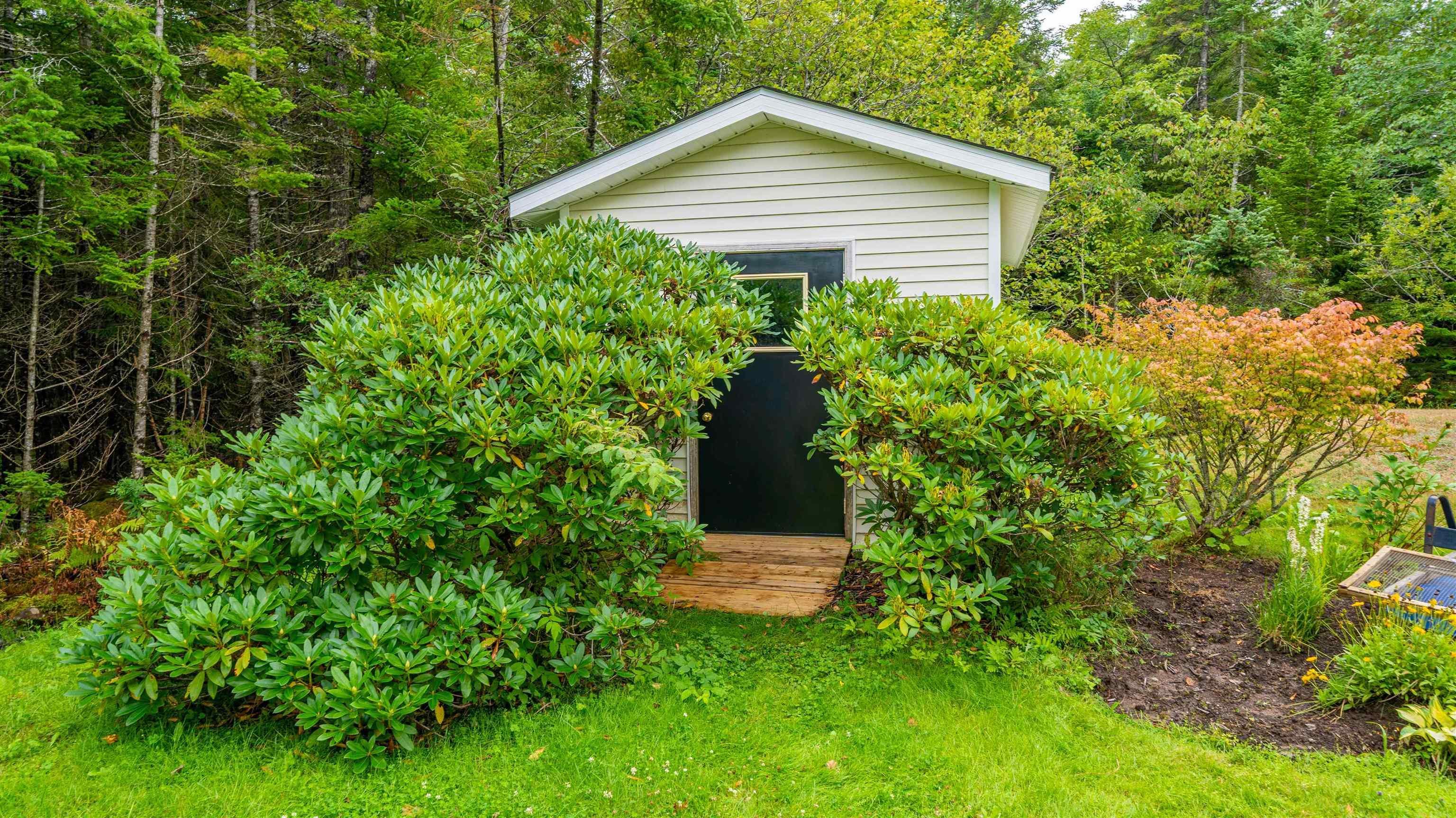 Thumbnail image for 60 Blue Forest Lane MLS<sup>®</sup> 202521750