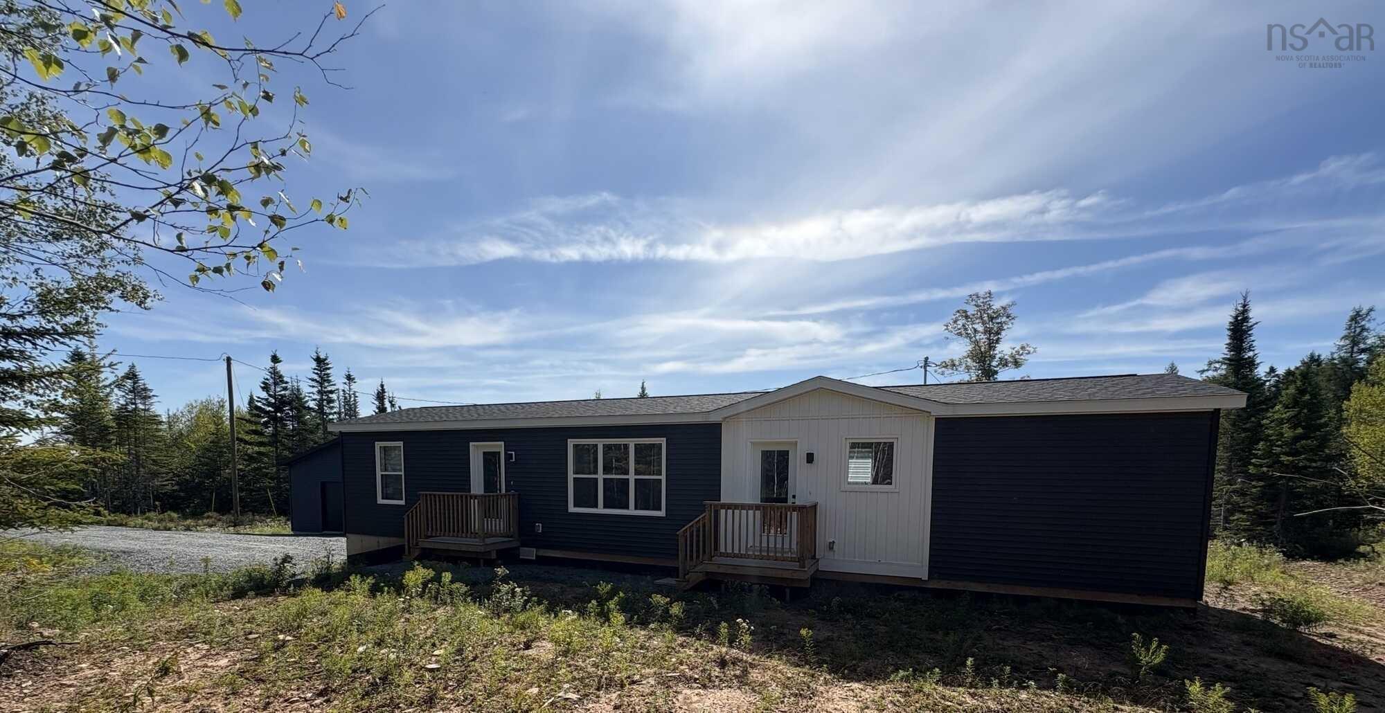 Thumbnail image for 10 Bryson Lane MLS<sup>®</sup> 202525262