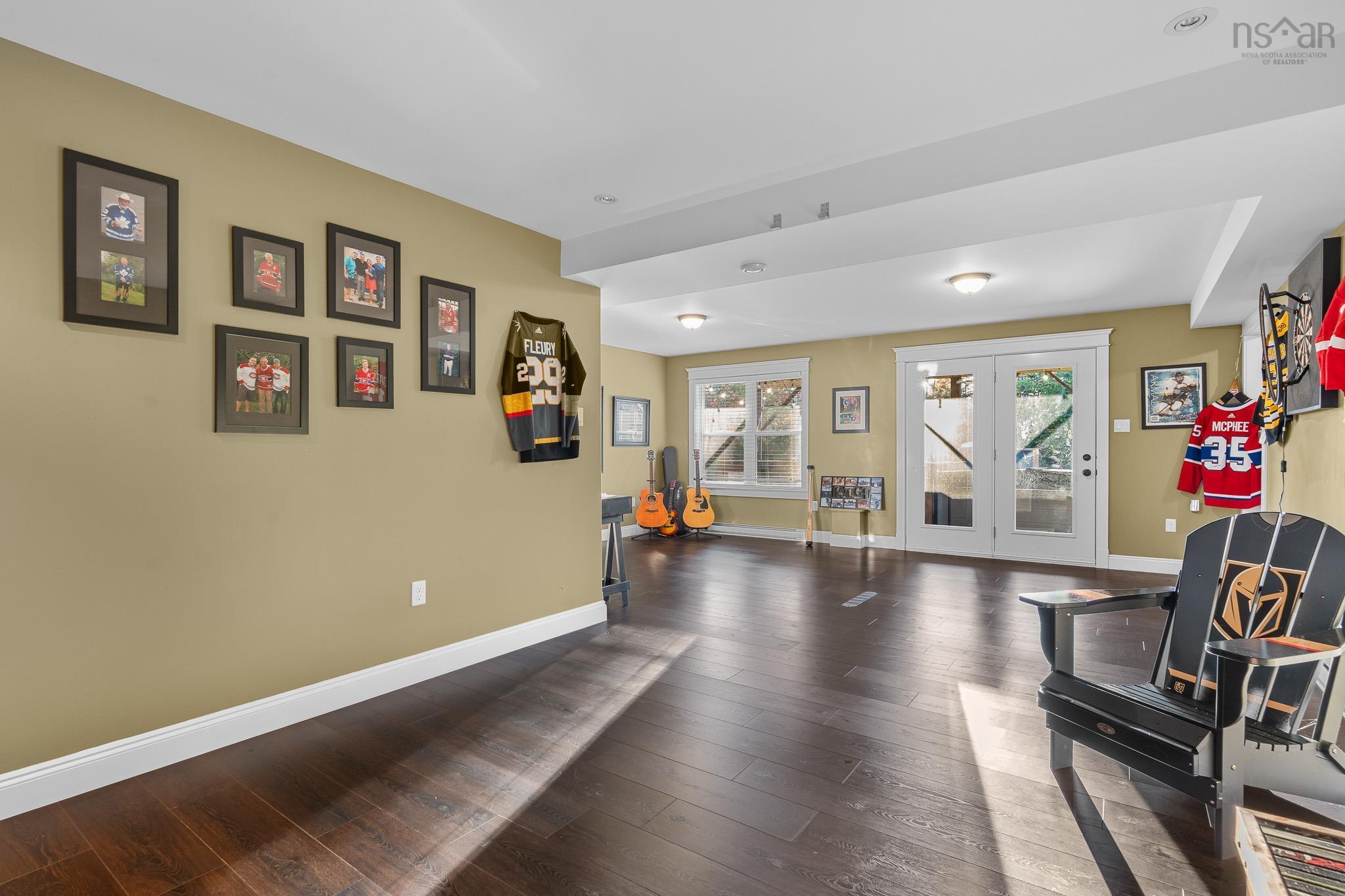 View image 33