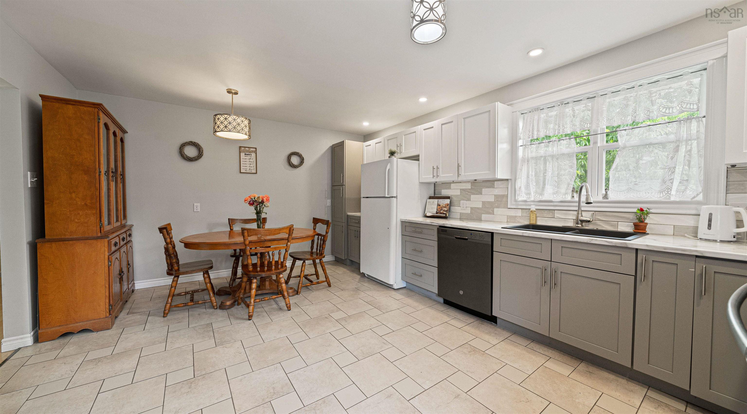 View image 13