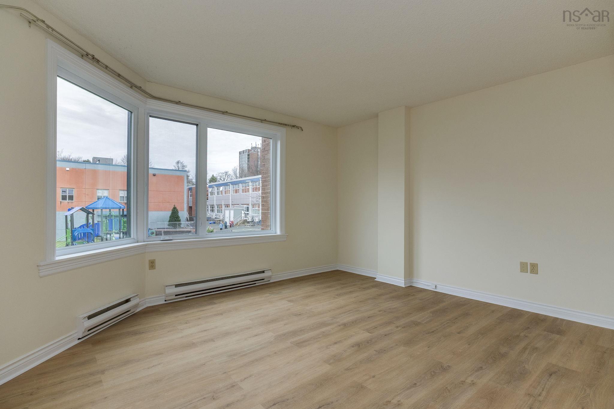 View image 12
