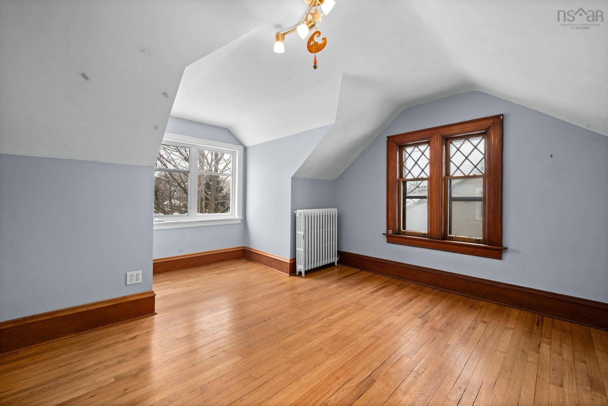 View image 32