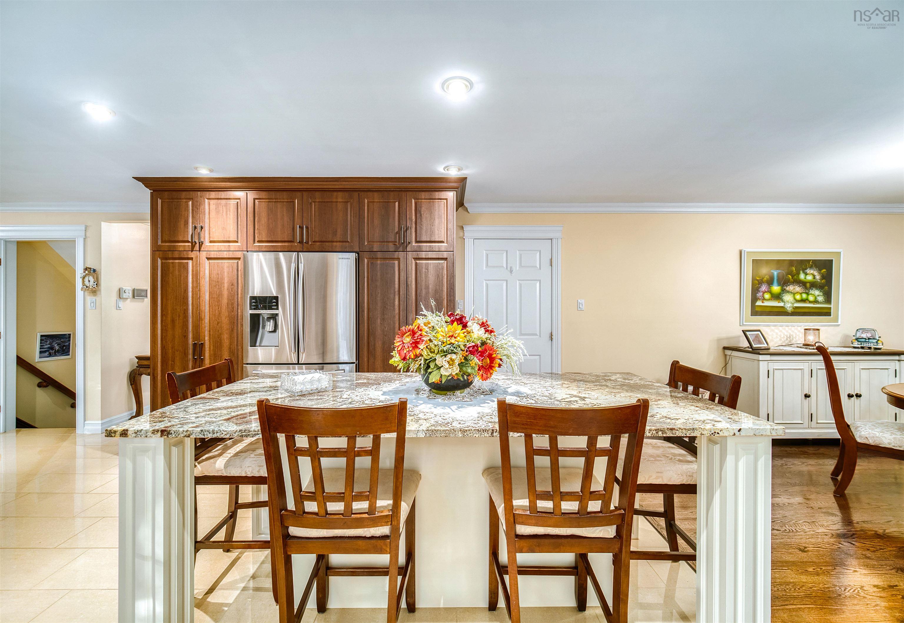 View image 18