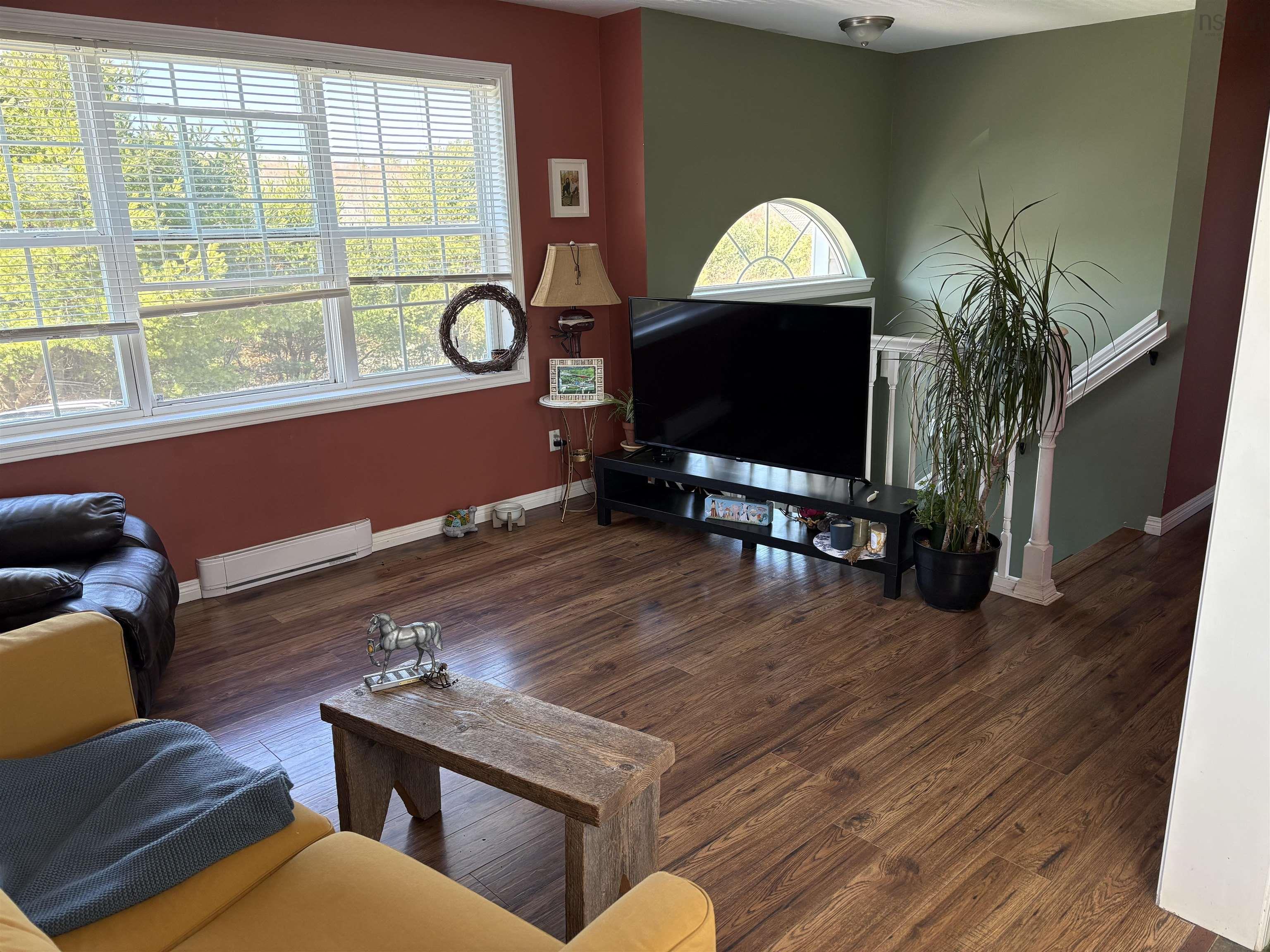 View image 8