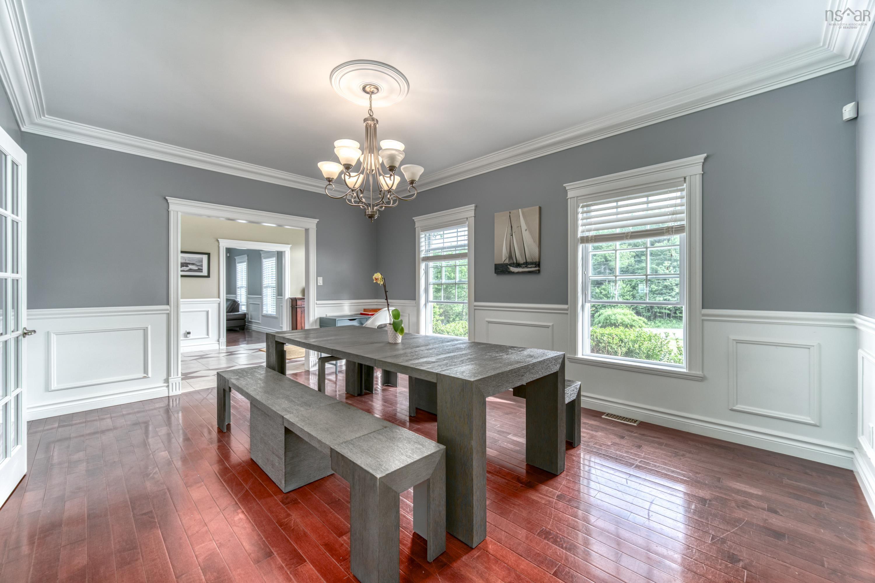 Thumbnail image for 42 Vrege Court MLS<sup>®</sup> 202514727