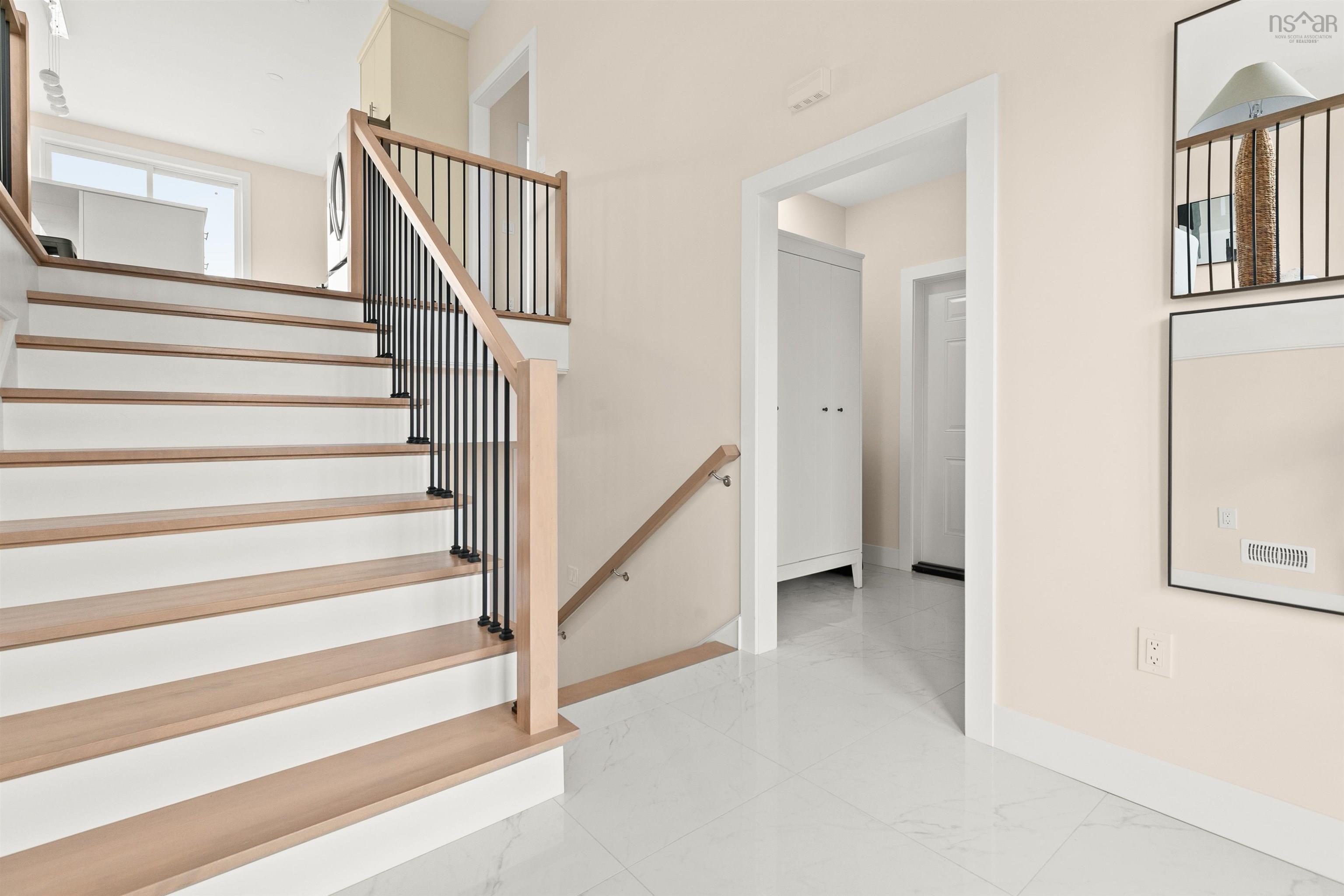 Thumbnail image for 414 Canoe Crescent MLS<sup>®</sup> 202515067