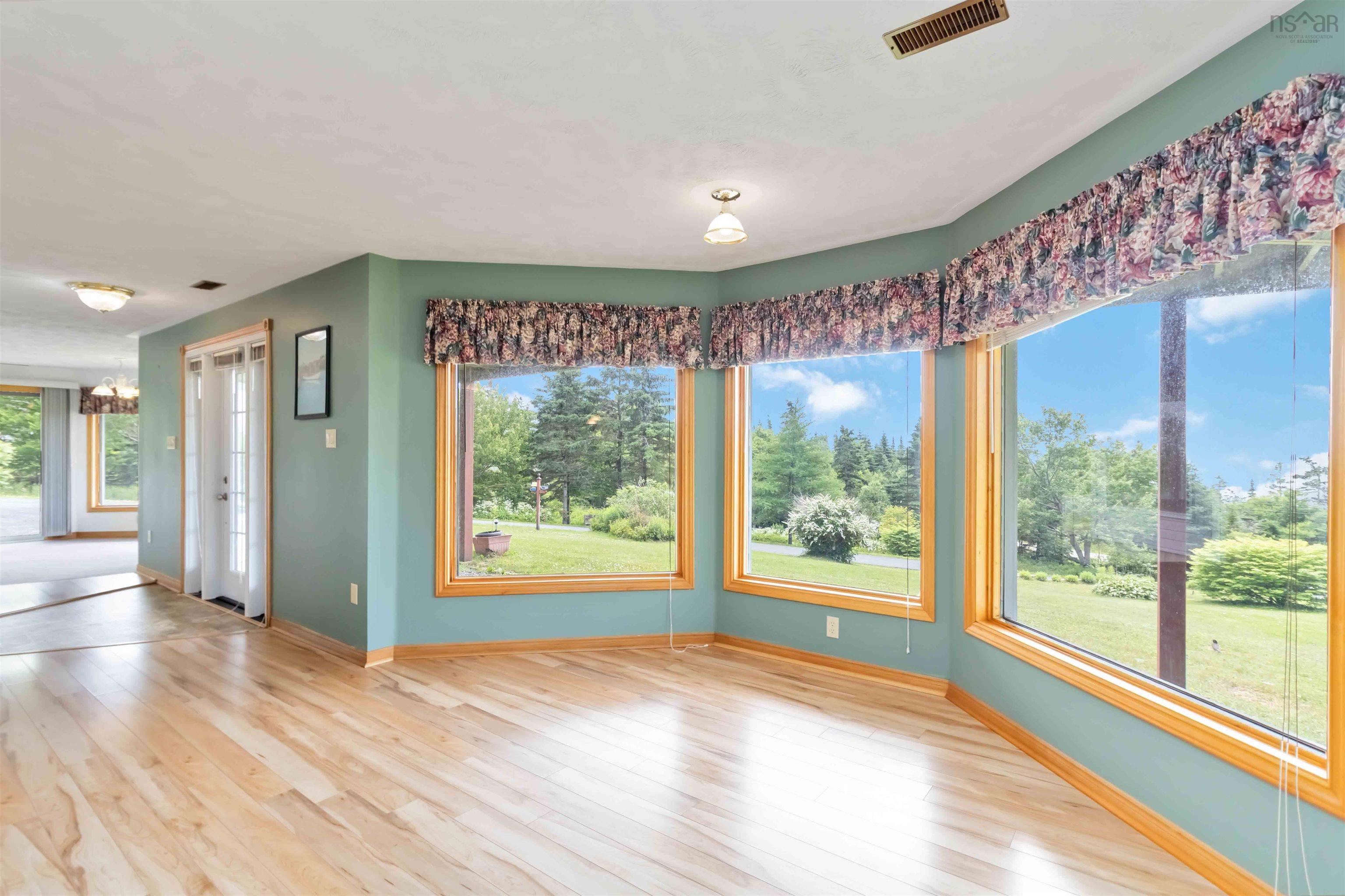 Thumbnail image for 16353 Highway 7 MLS<sup>®</sup> 202516826