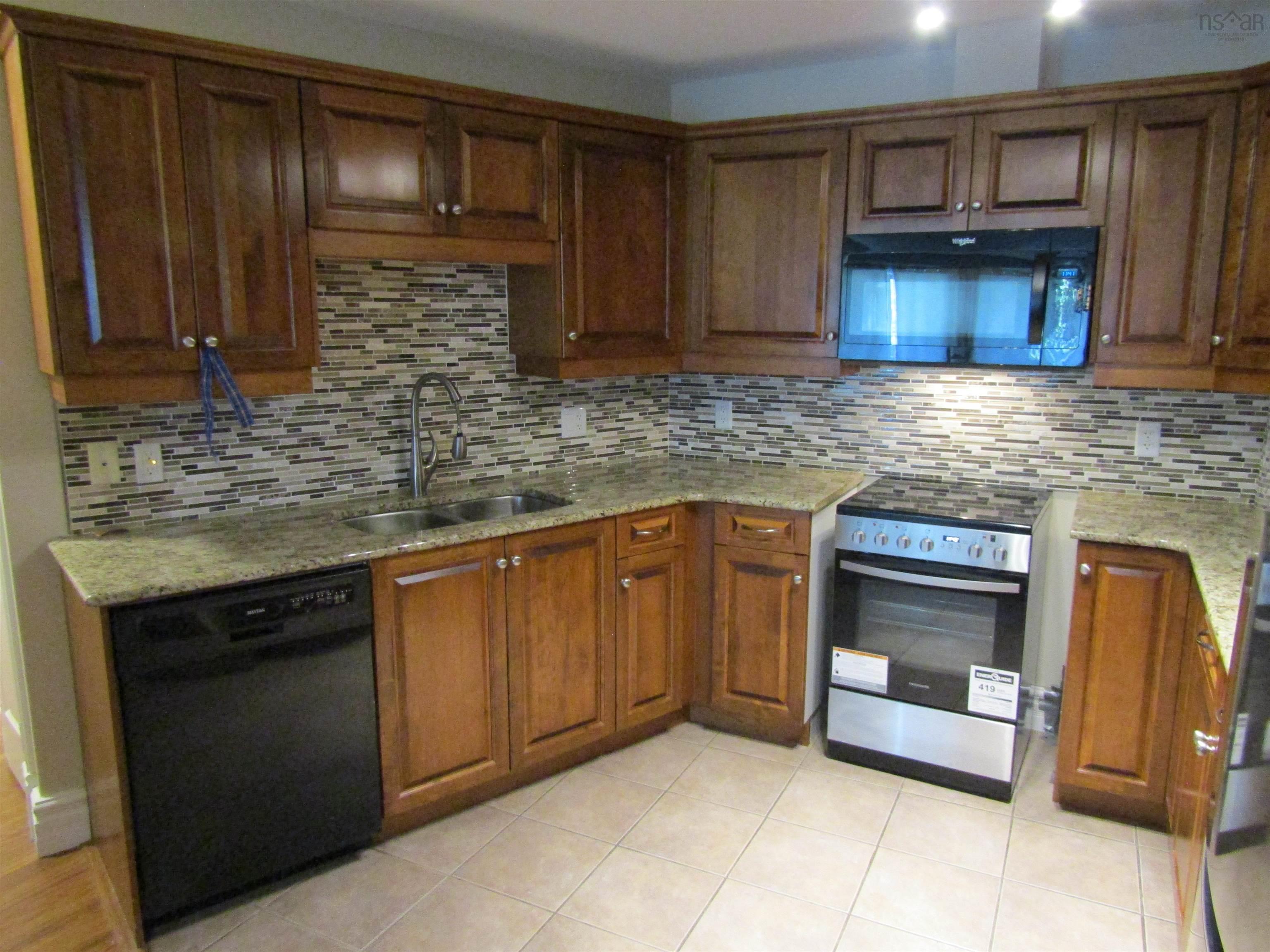 Thumbnail image for 205 87 Pebblecreek Crescent MLS<sup>®</sup> 202518932