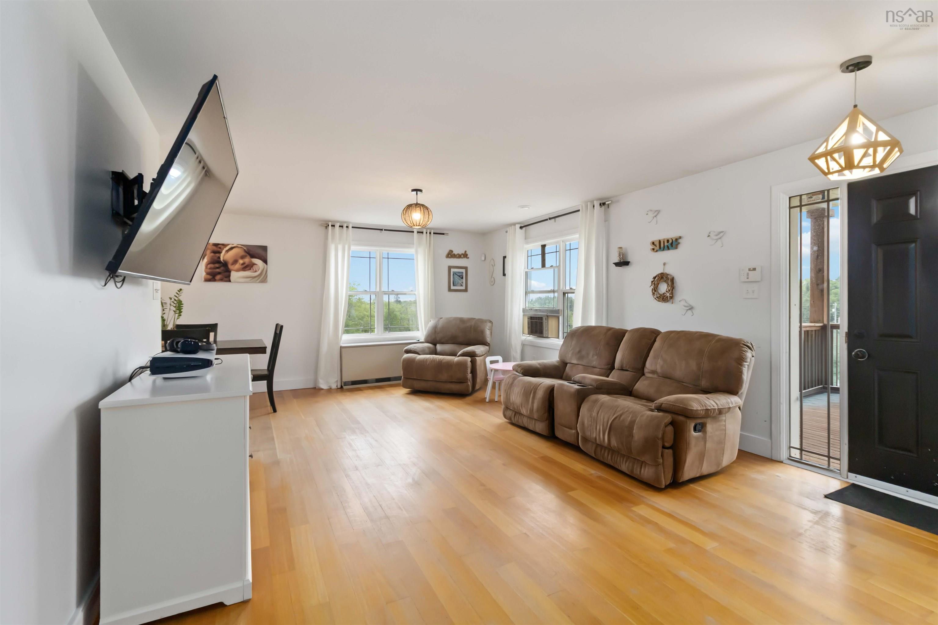 View image 15