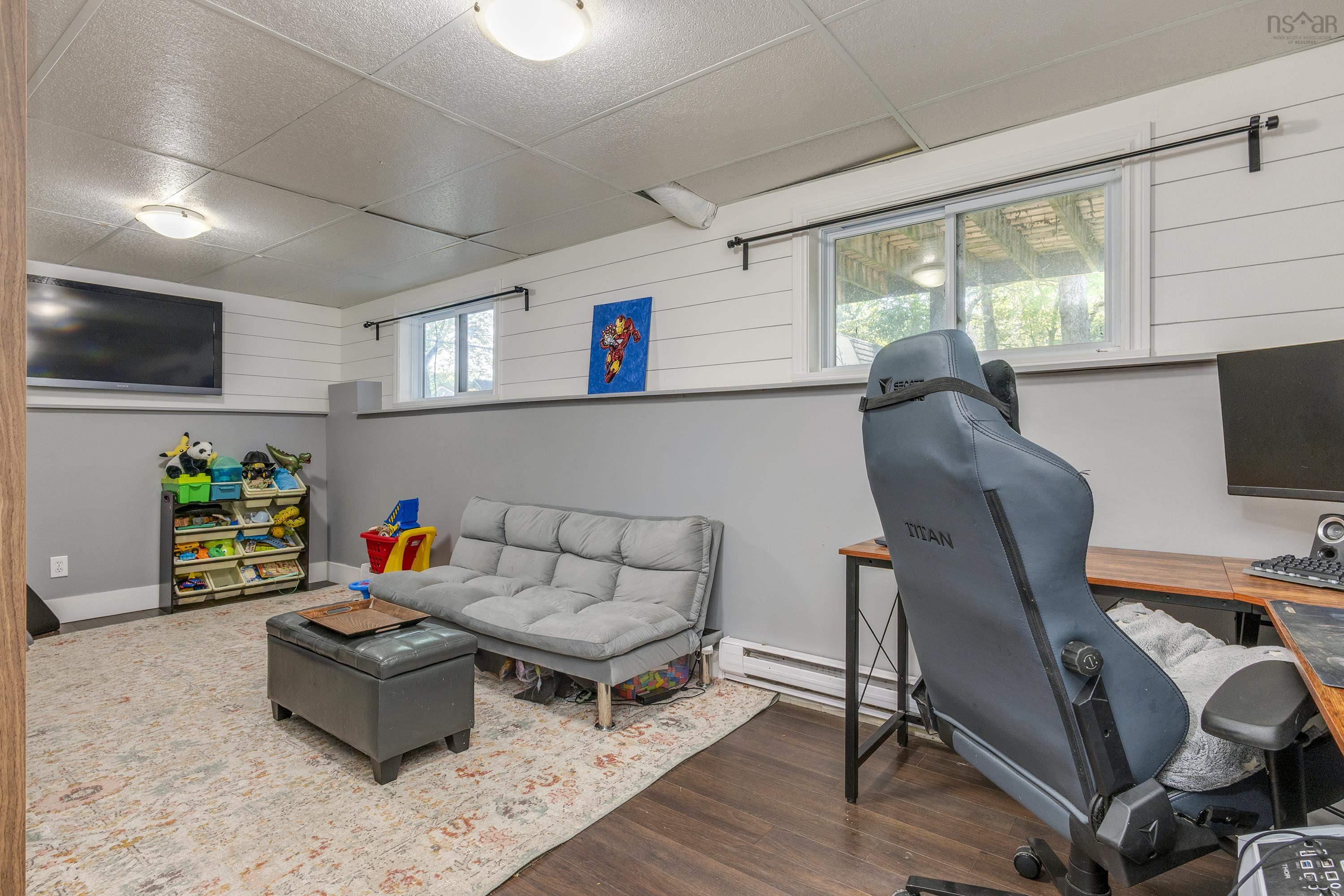 View image 17