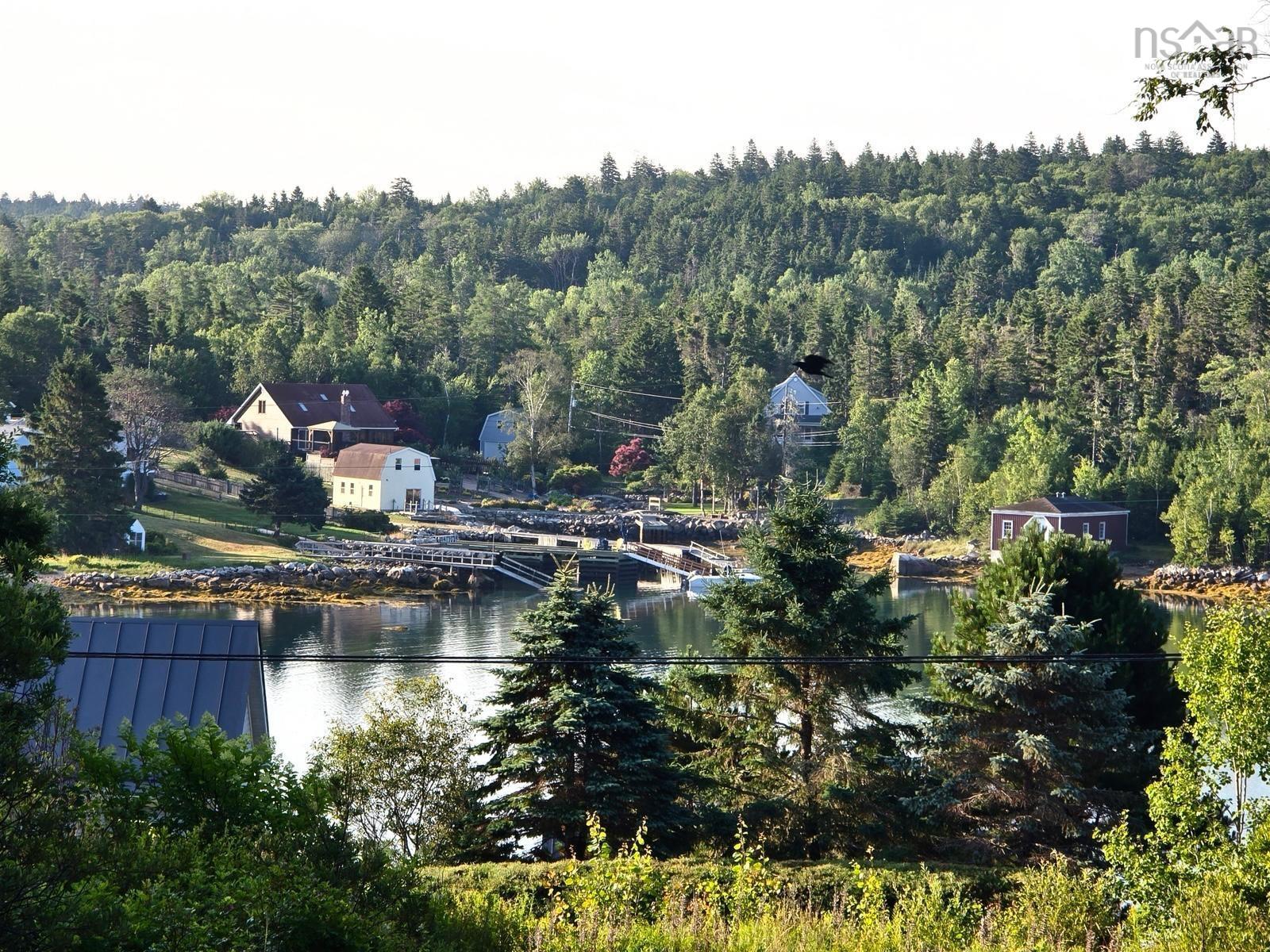 View image 11