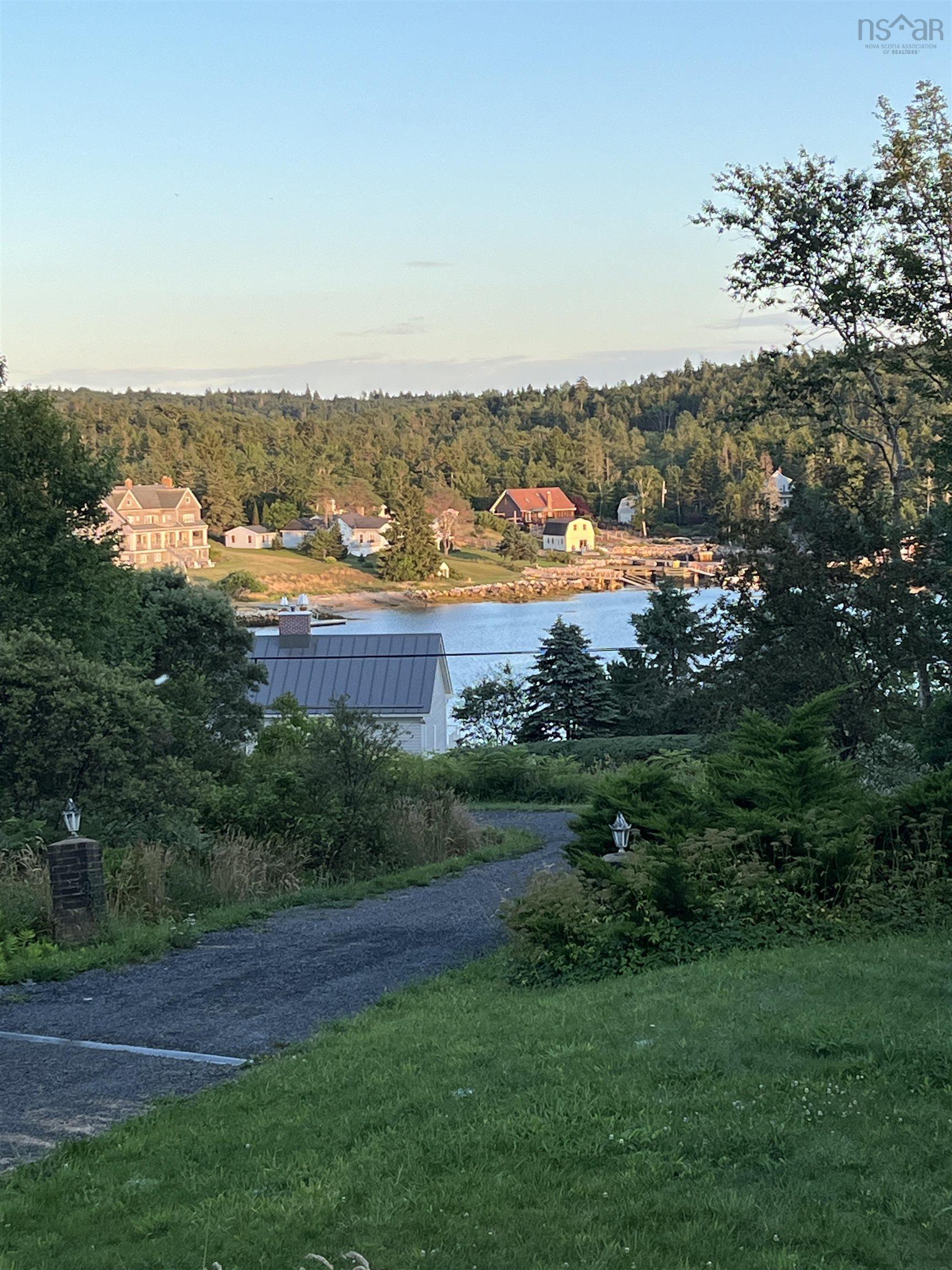 View image 18