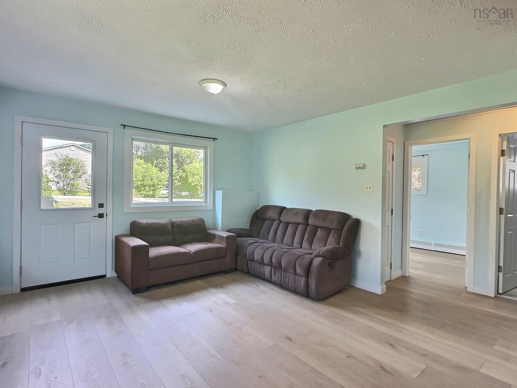 Thumbnail image for 18 Alderney Drive MLS<sup>®</sup> 202519484