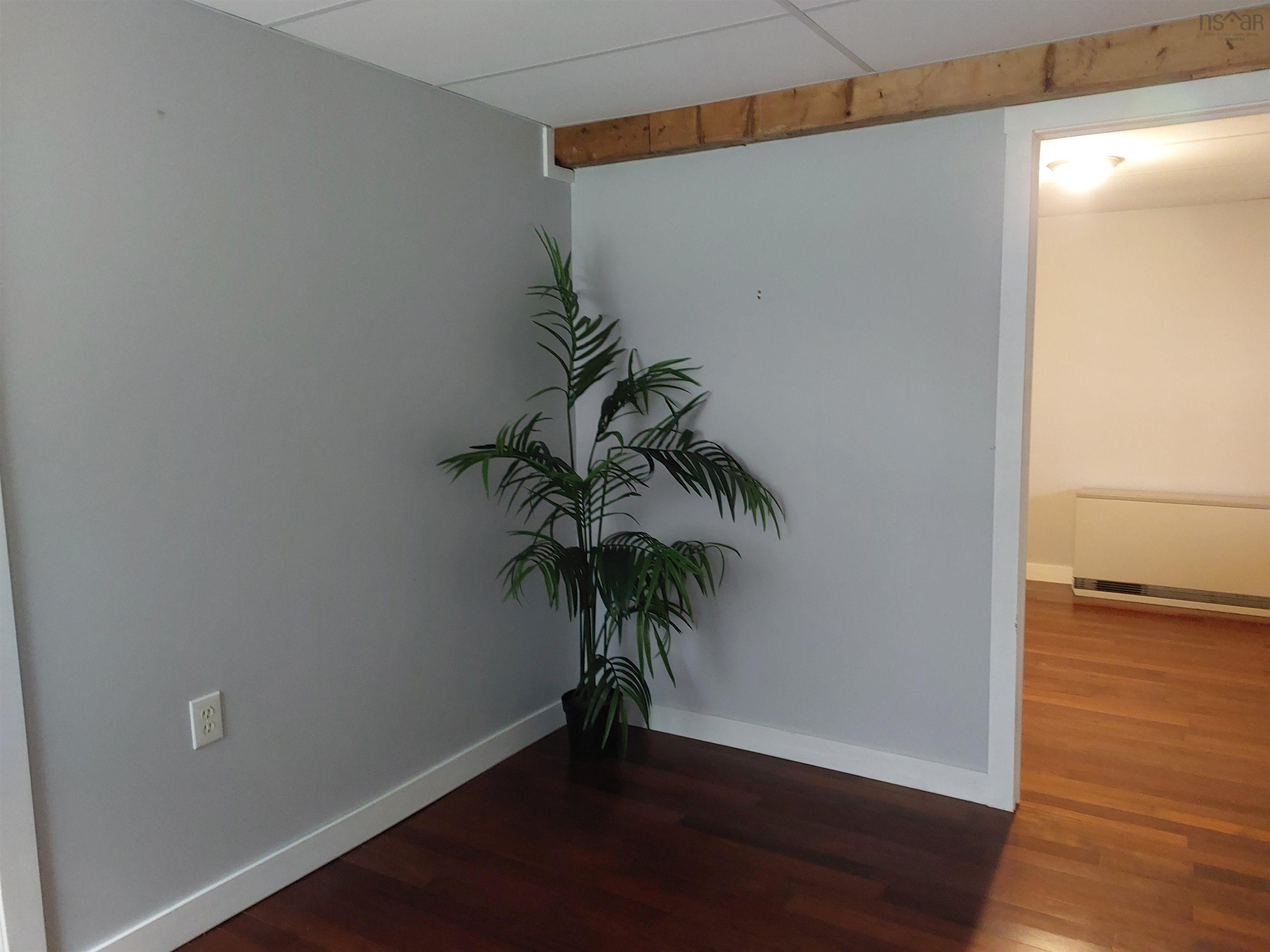 View image 12