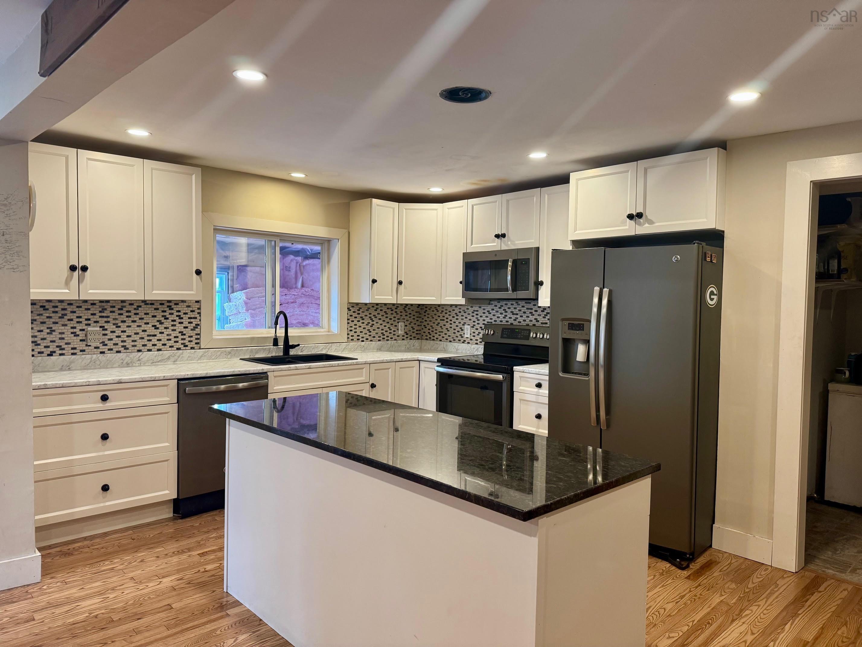 View image 17