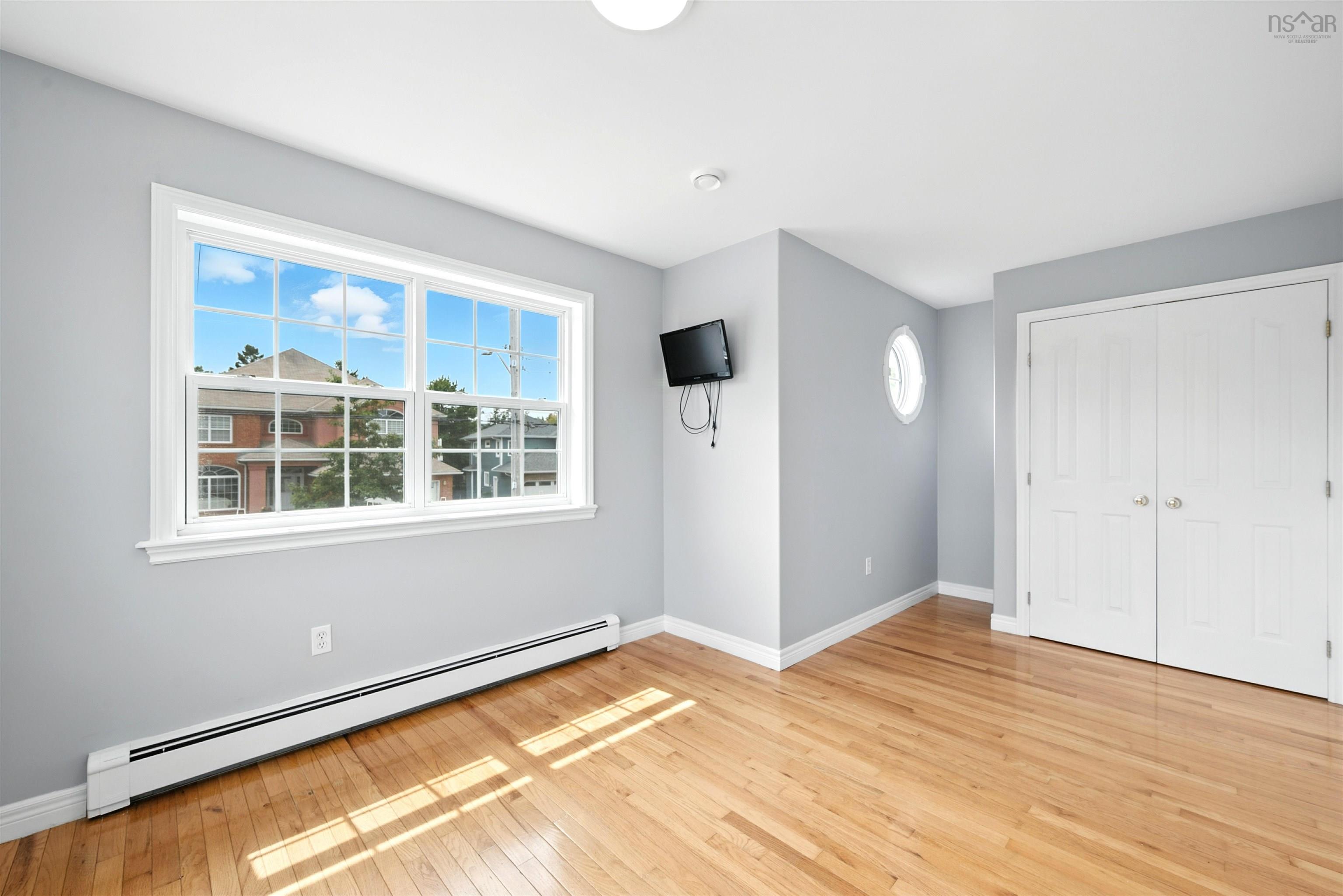 View image 14
