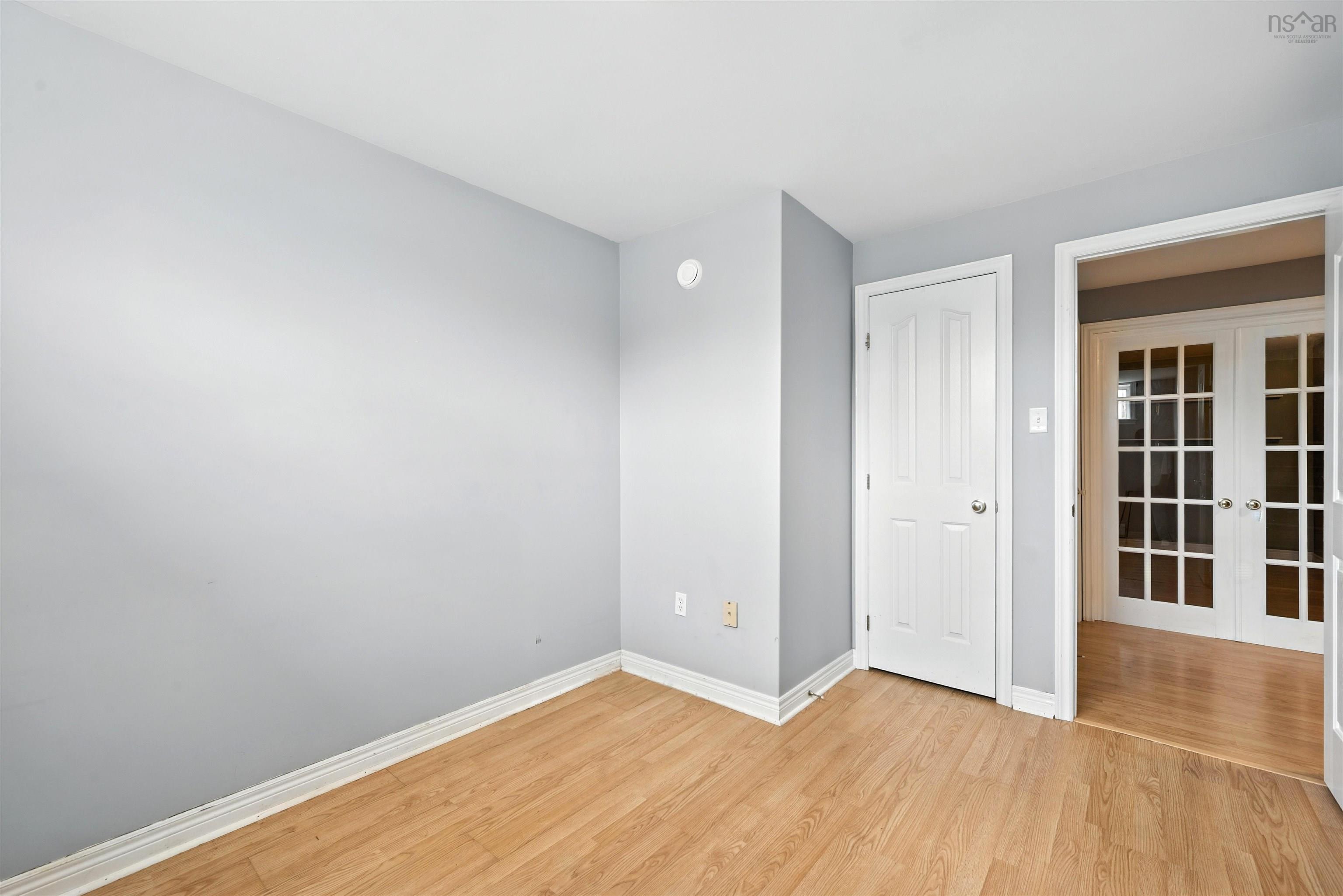 View image 28