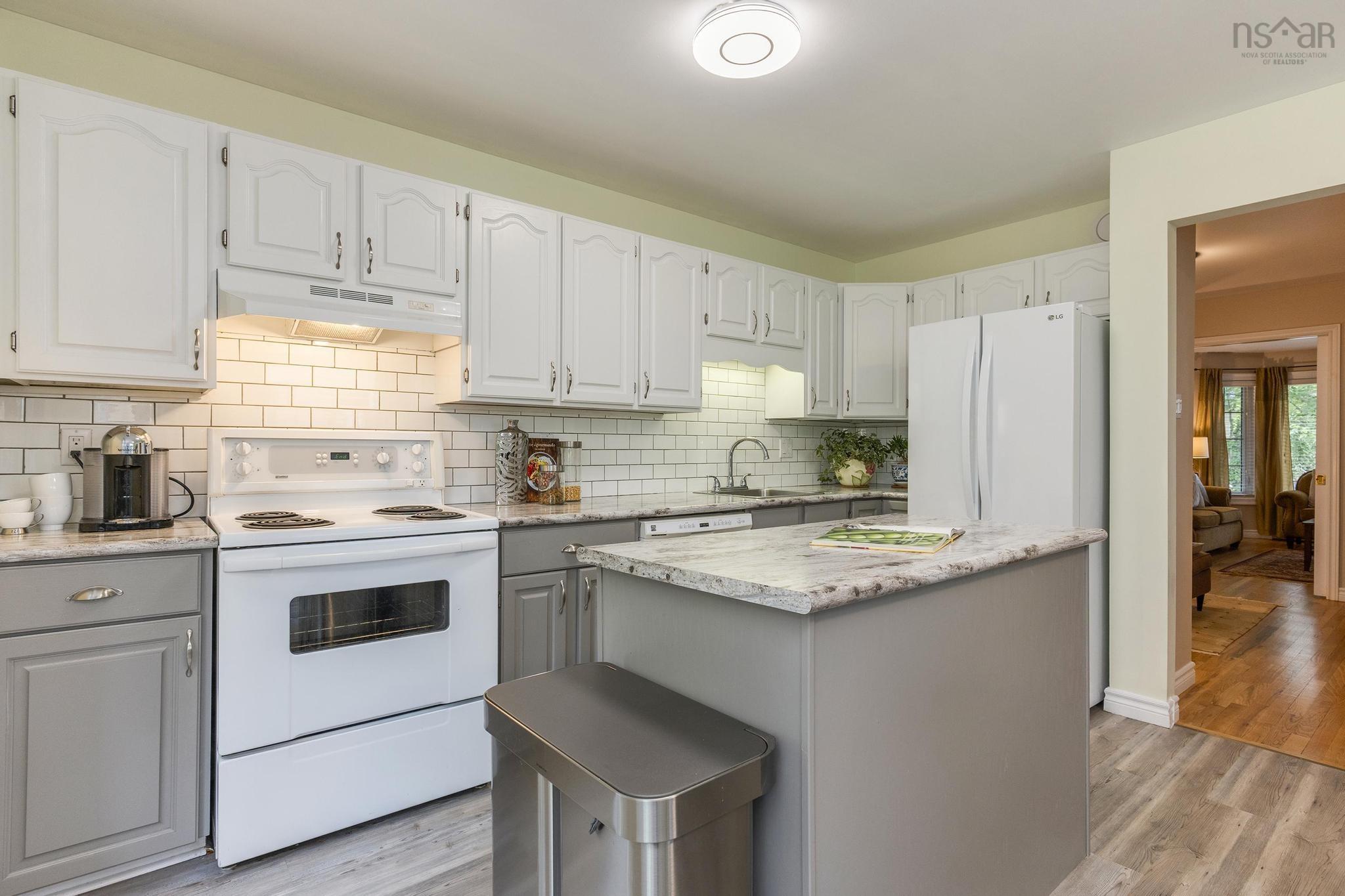 Thumbnail image for 33 Trident Lane MLS<sup>®</sup> 202519549