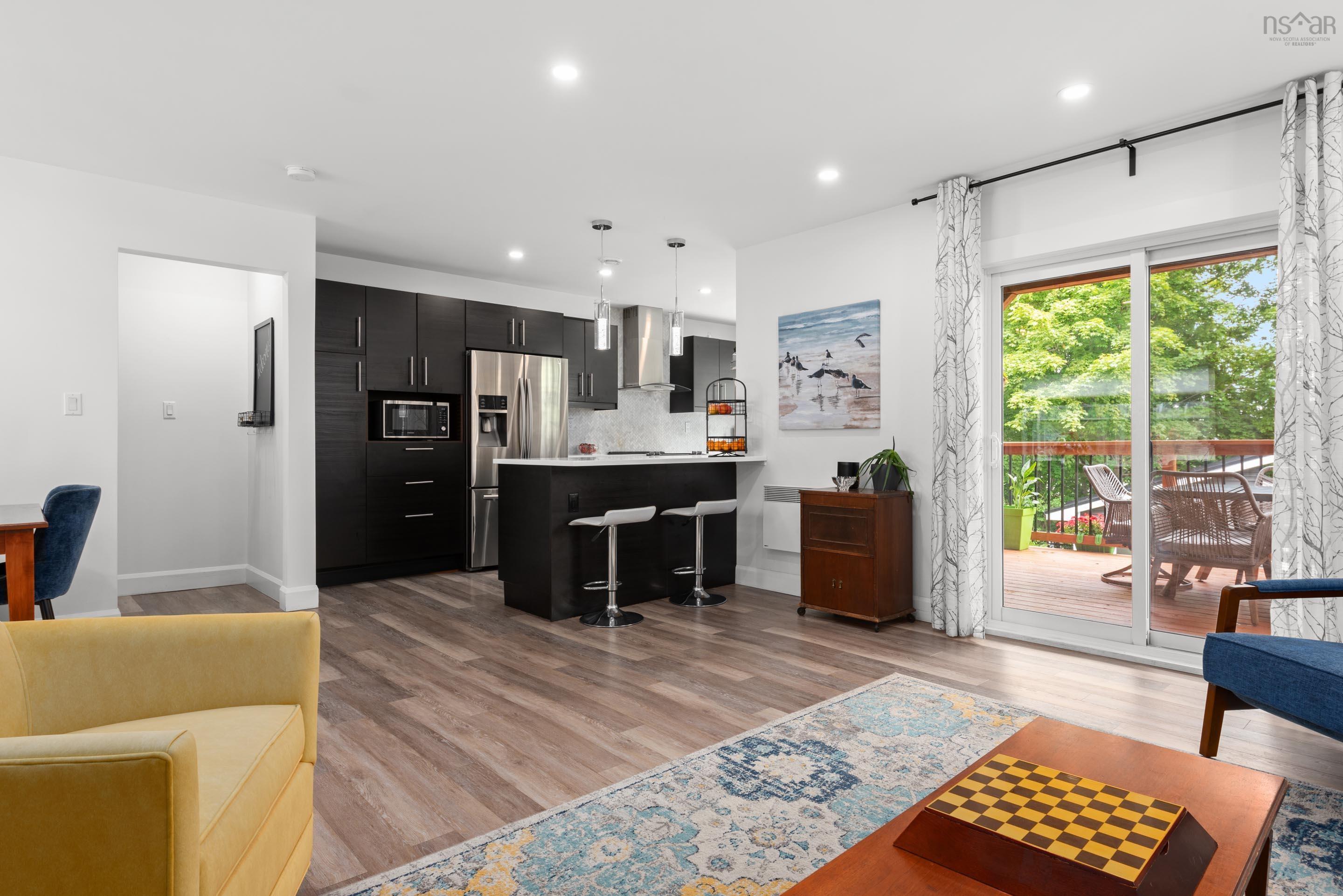 Thumbnail image for 3691 Lynch Street MLS<sup>®</sup> 202519550