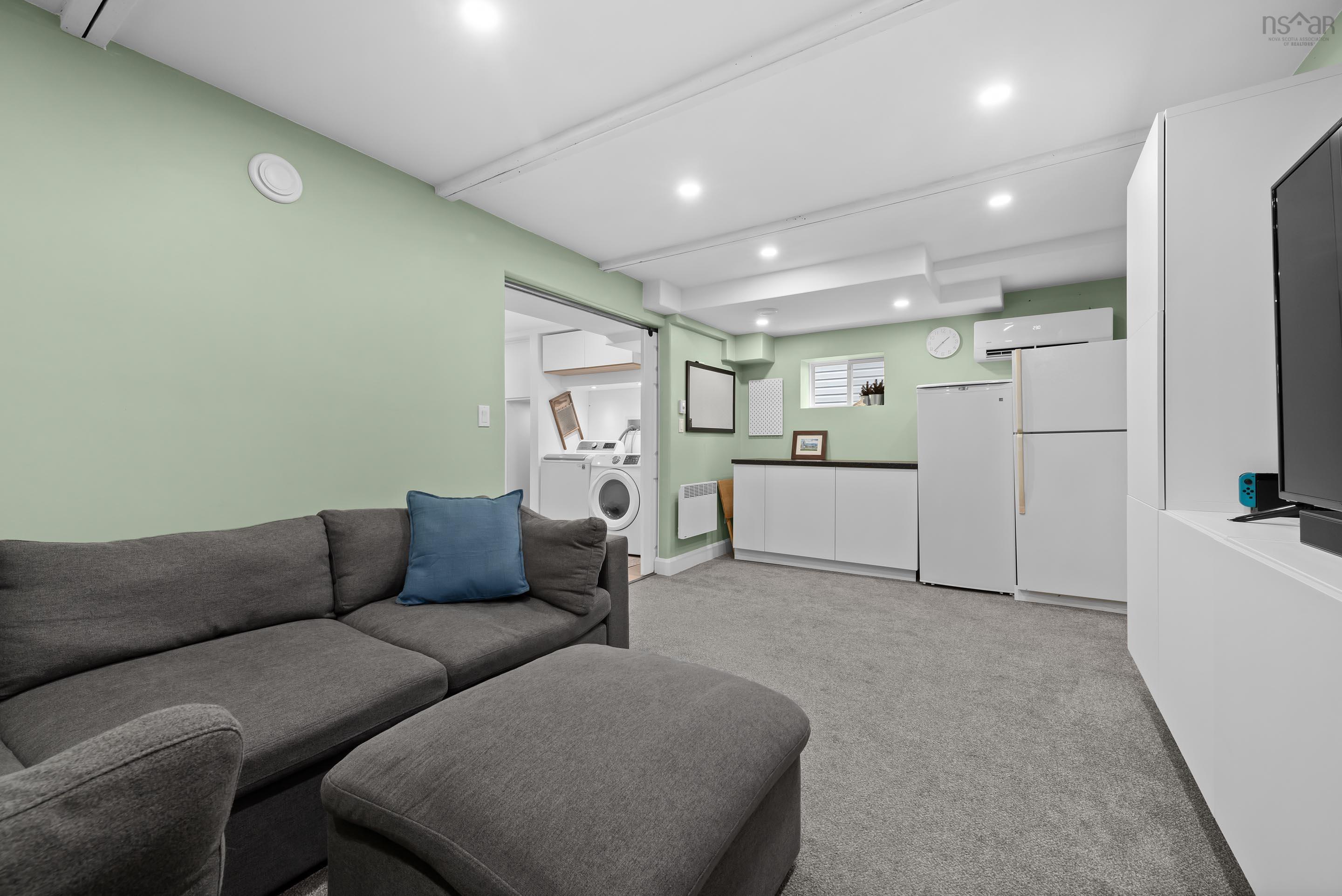 View image 15