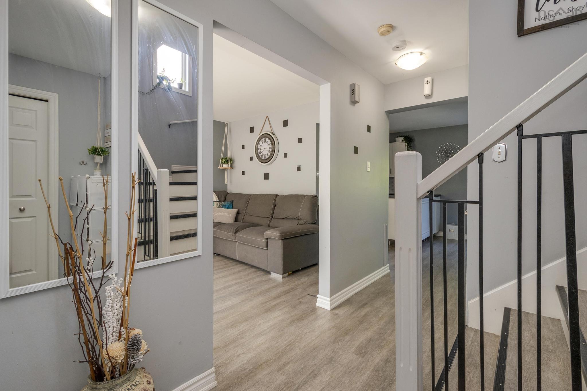 Thumbnail image for 51 Madeira Crescent MLS<sup>®</sup> 202519574