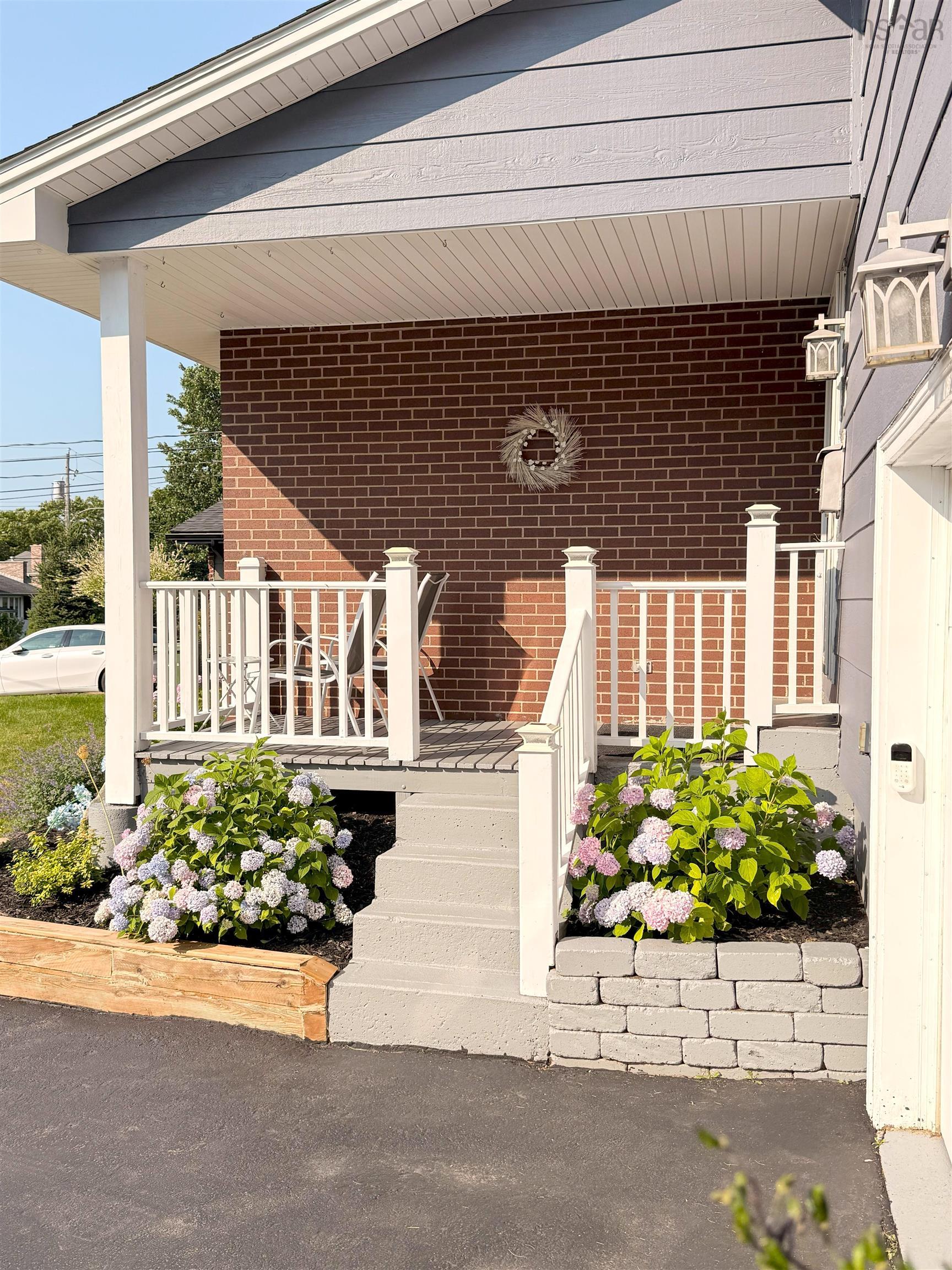 View image 22