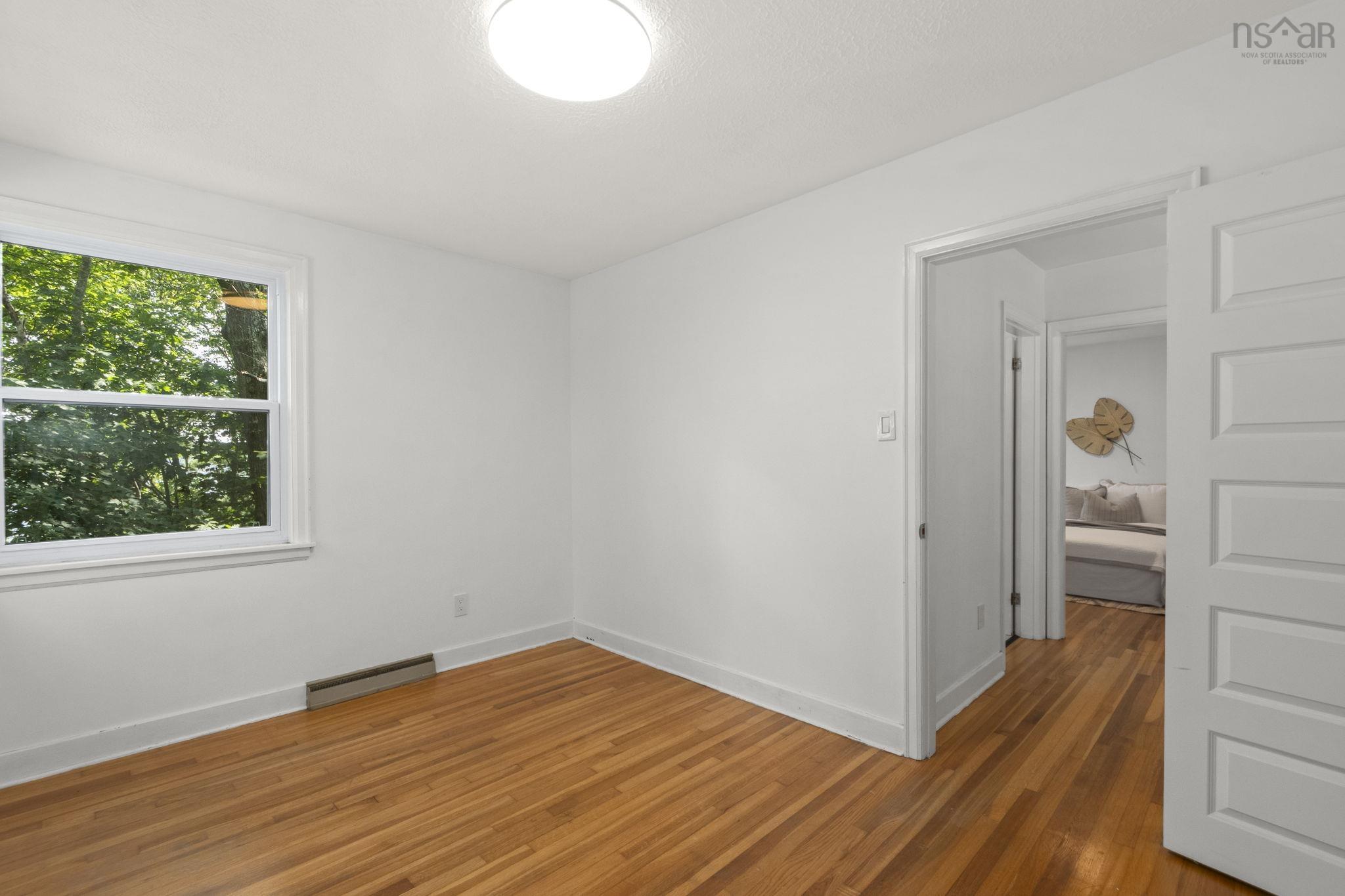 View image 18