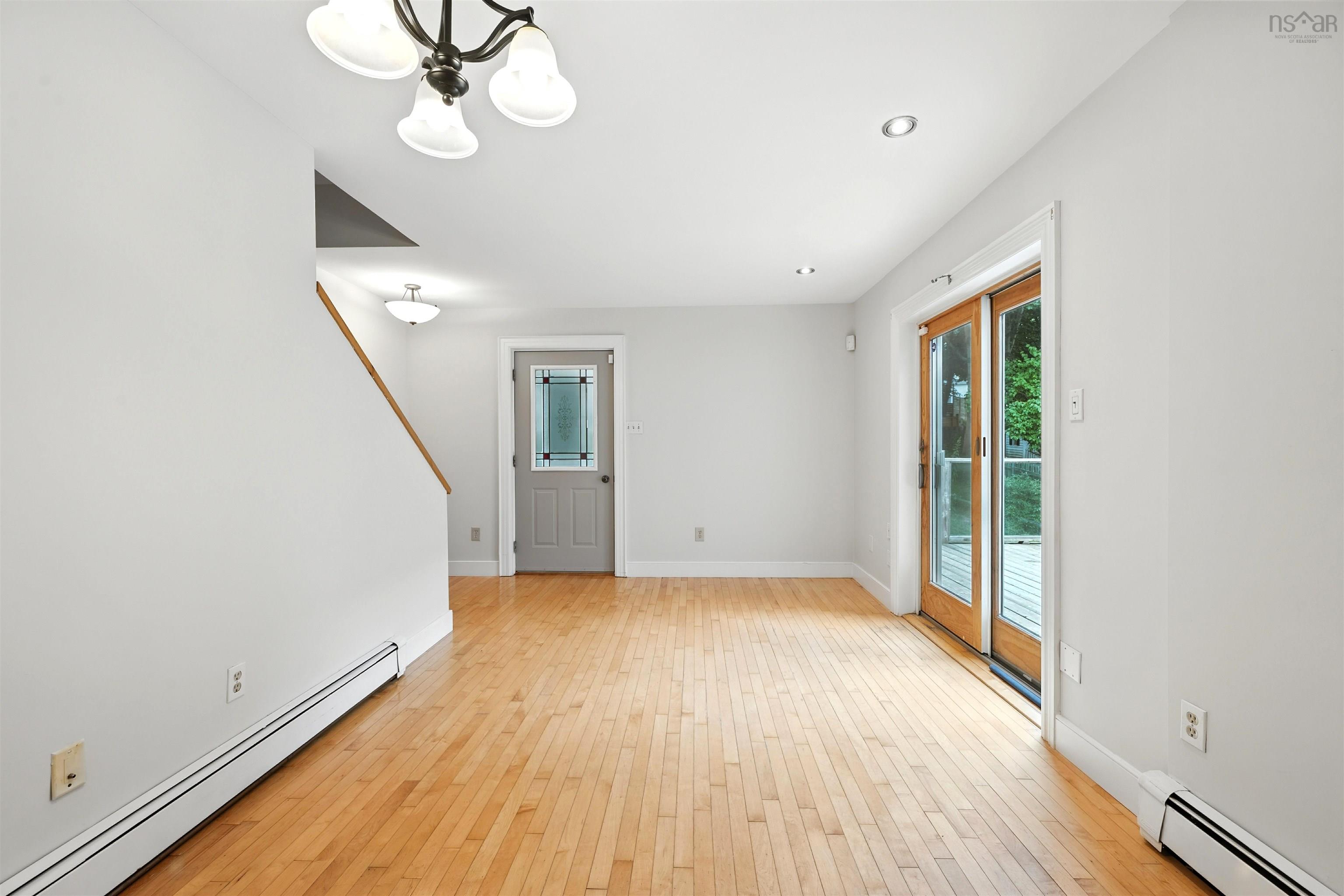 View image 12