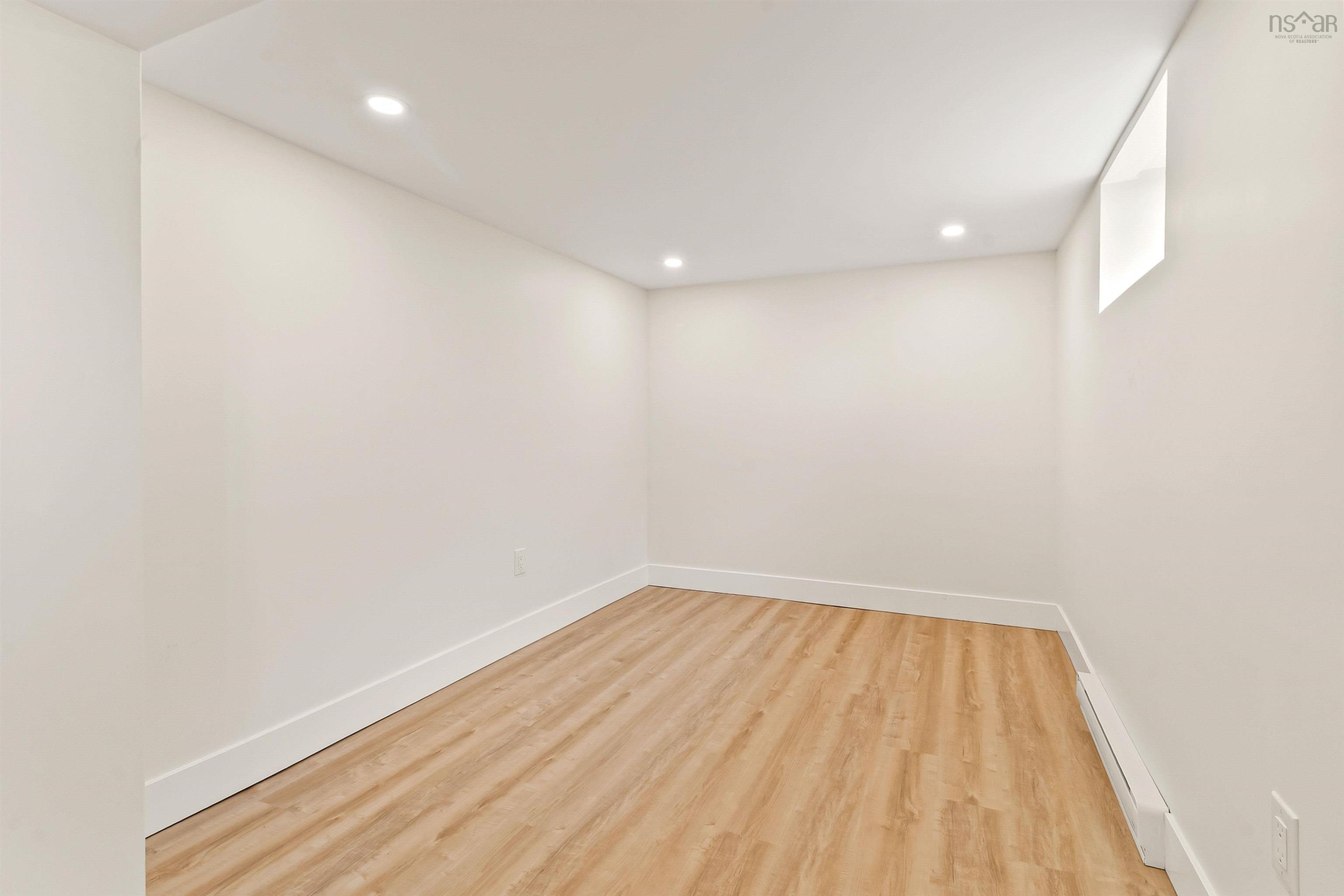 View image 9
