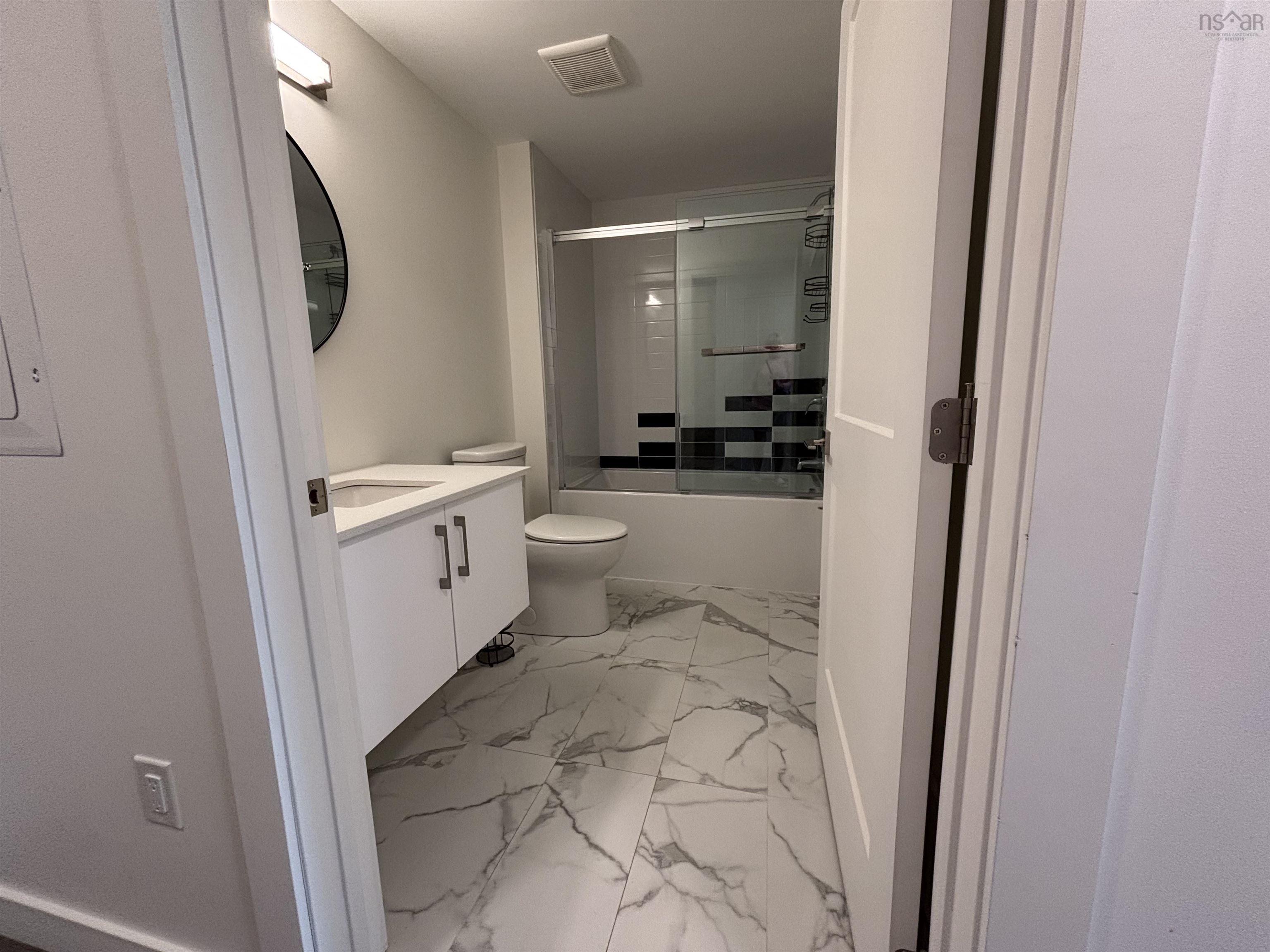 View image 17