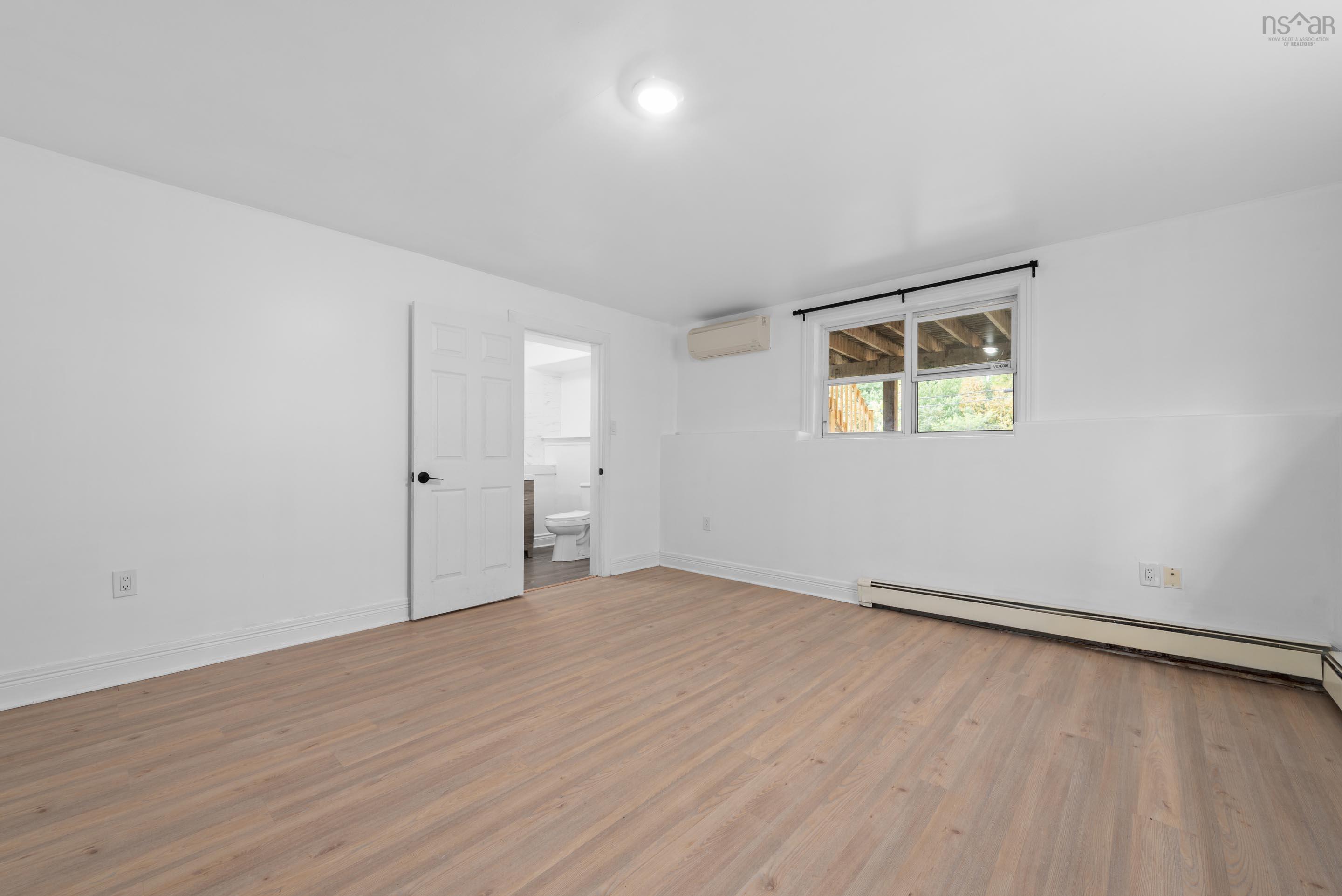 View image 18