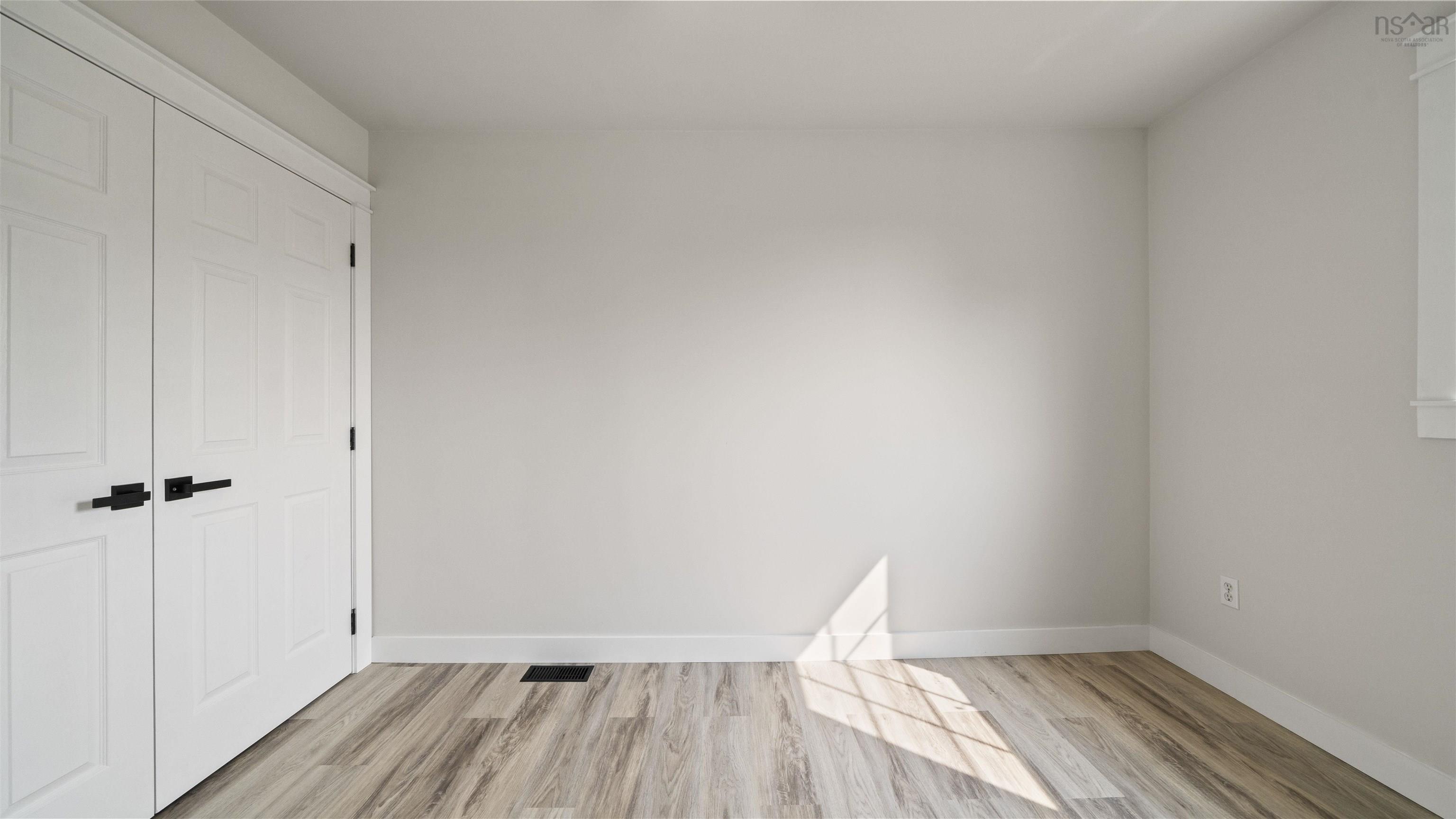 View image 12