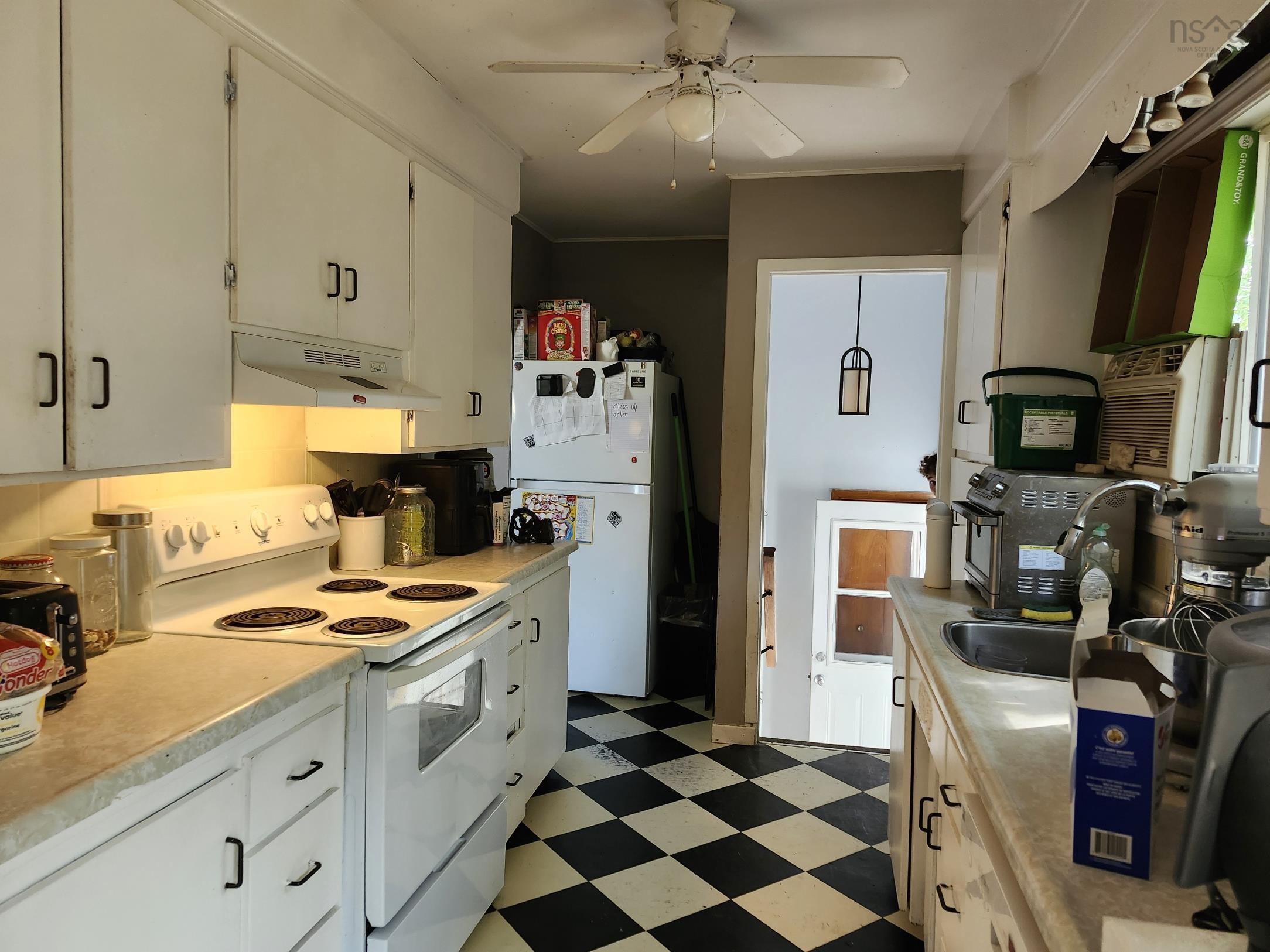 View image 17