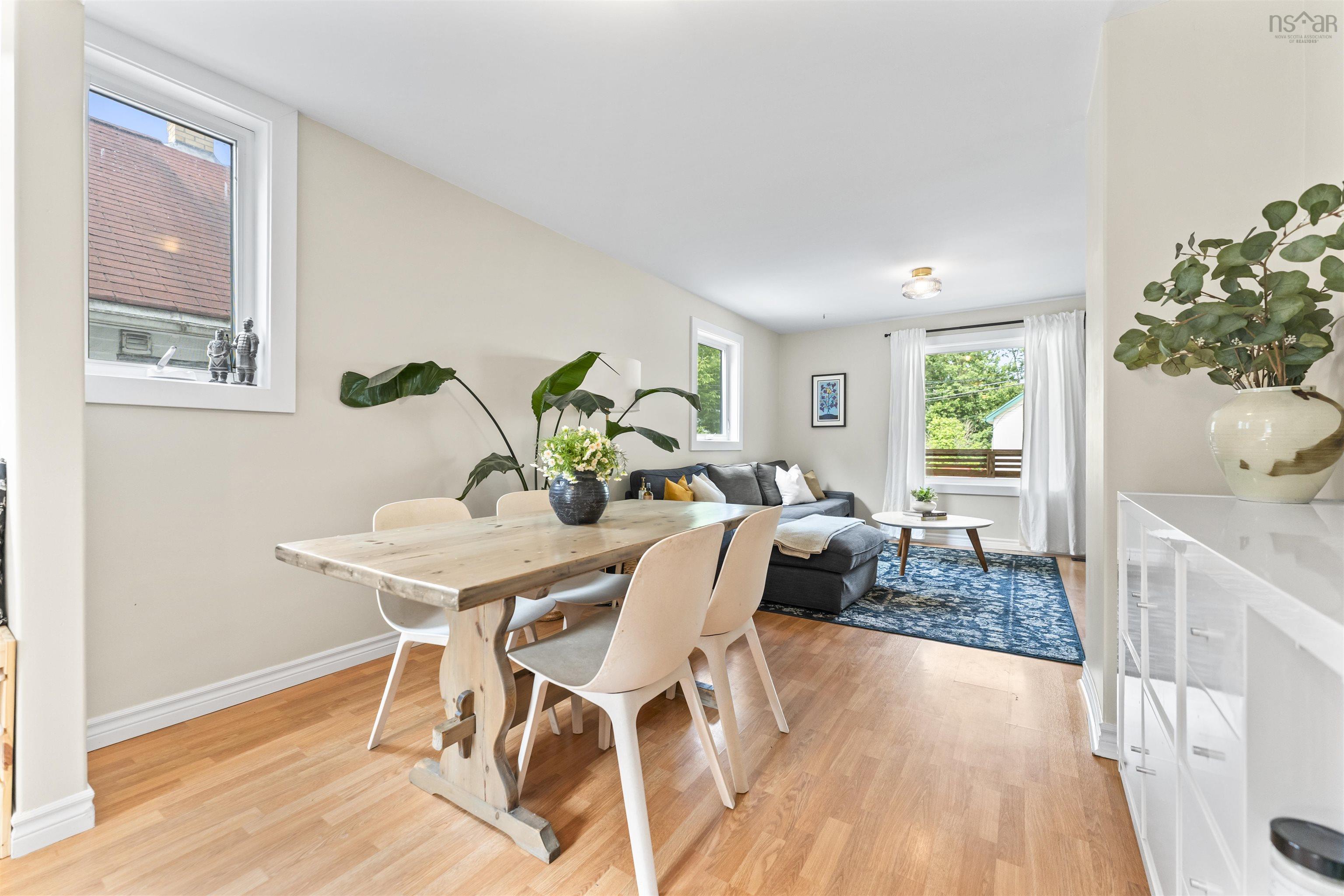 Thumbnail image for 11 Brookside Avenue MLS<sup>®</sup> 202520204