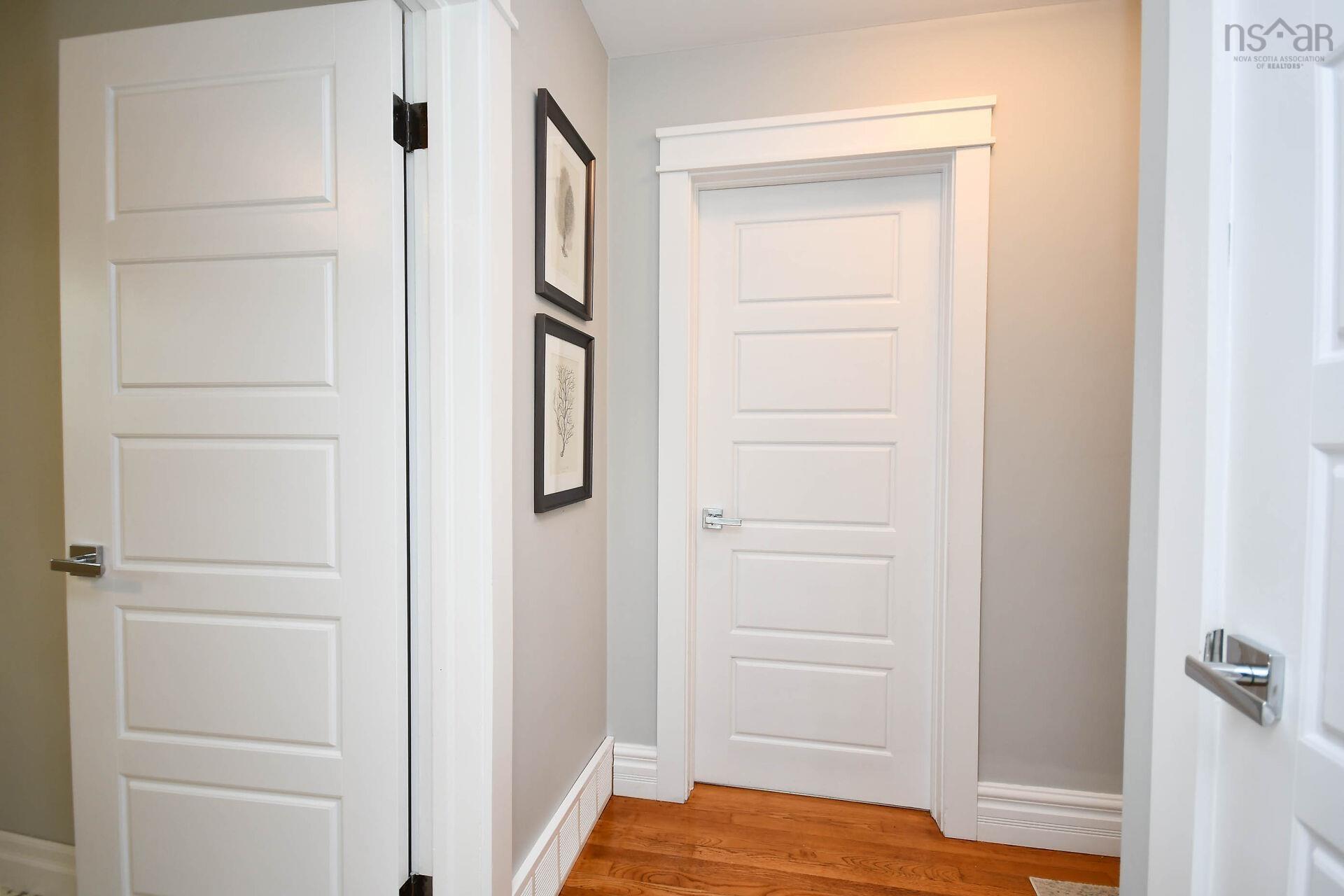View image 12