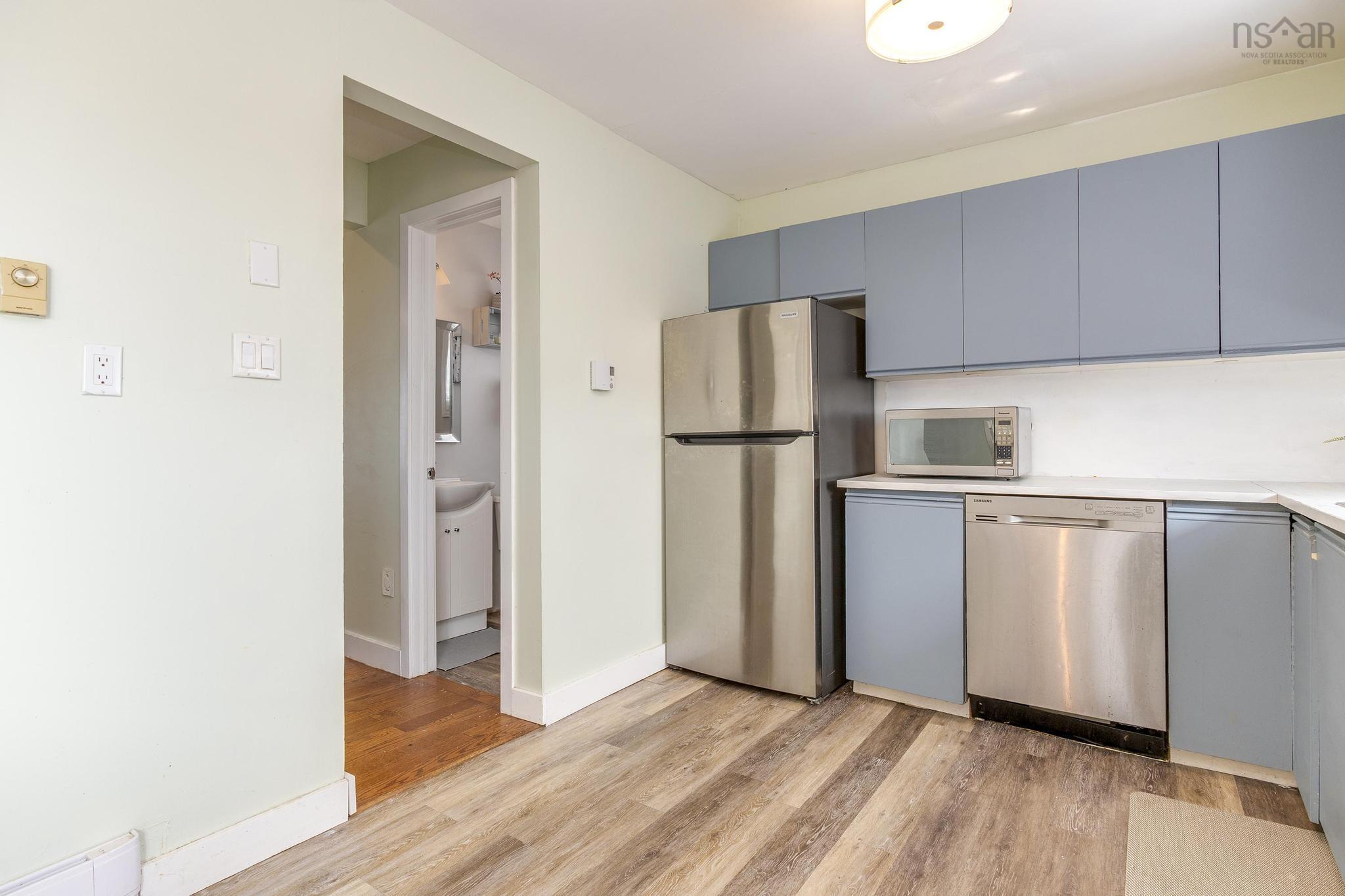 Thumbnail image for 19 Adele Court MLS<sup>®</sup> 202520254
