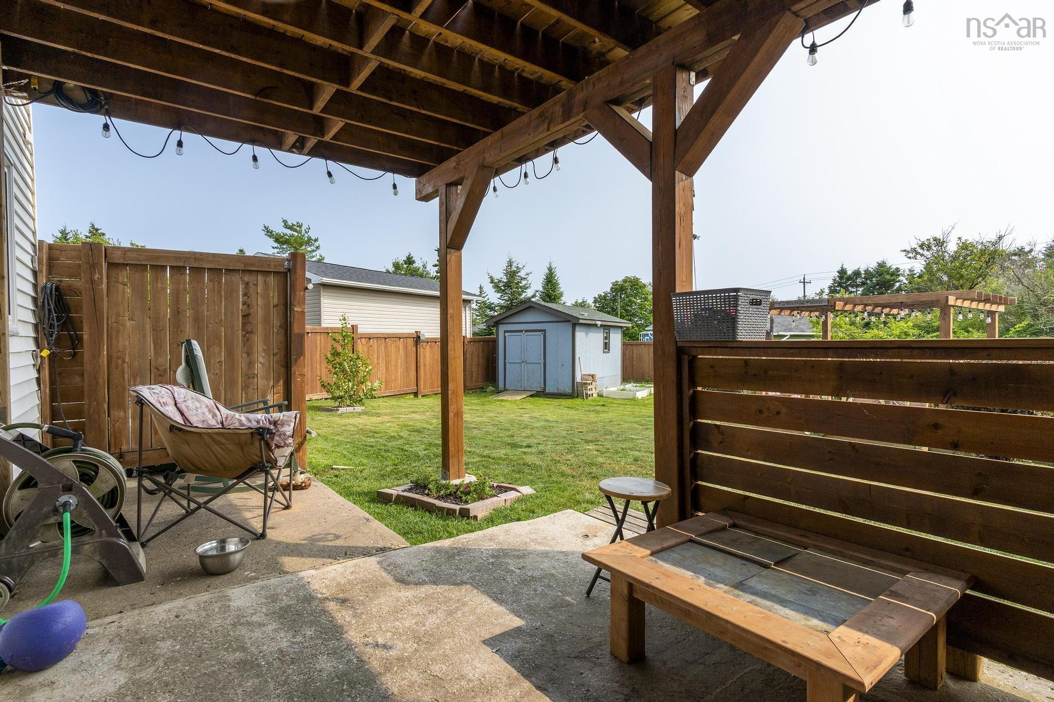 View image 18