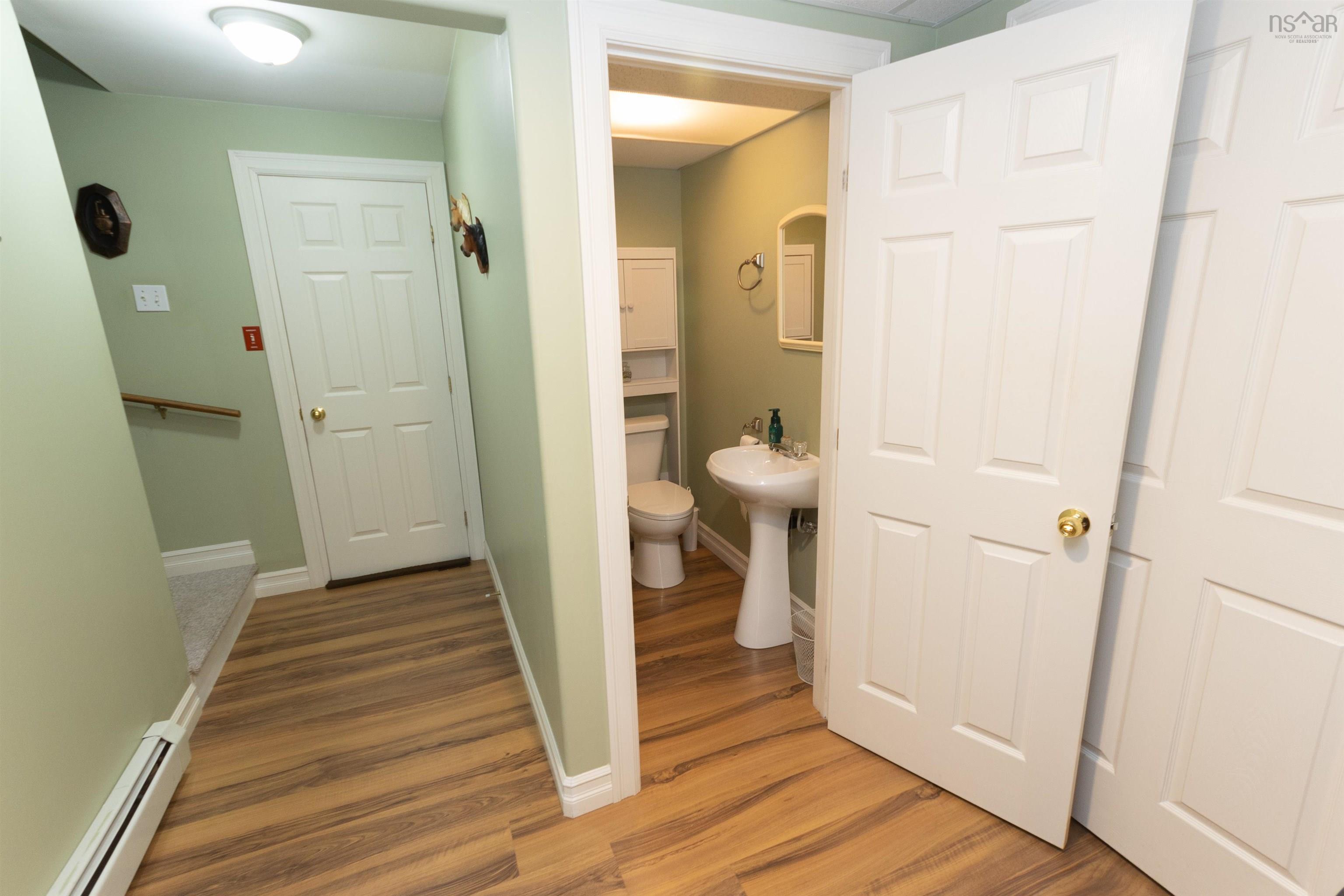 View image 19