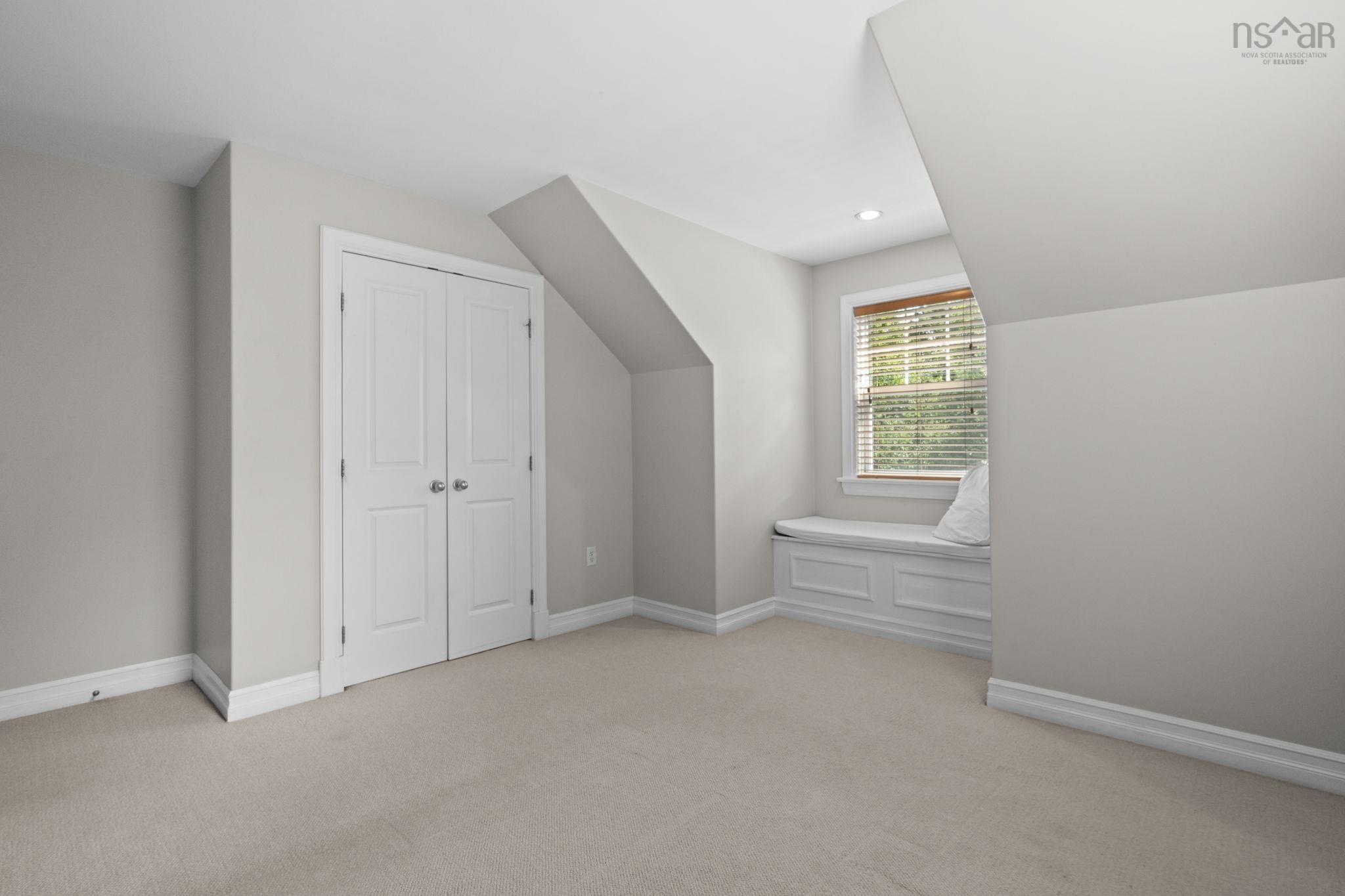 View image 16