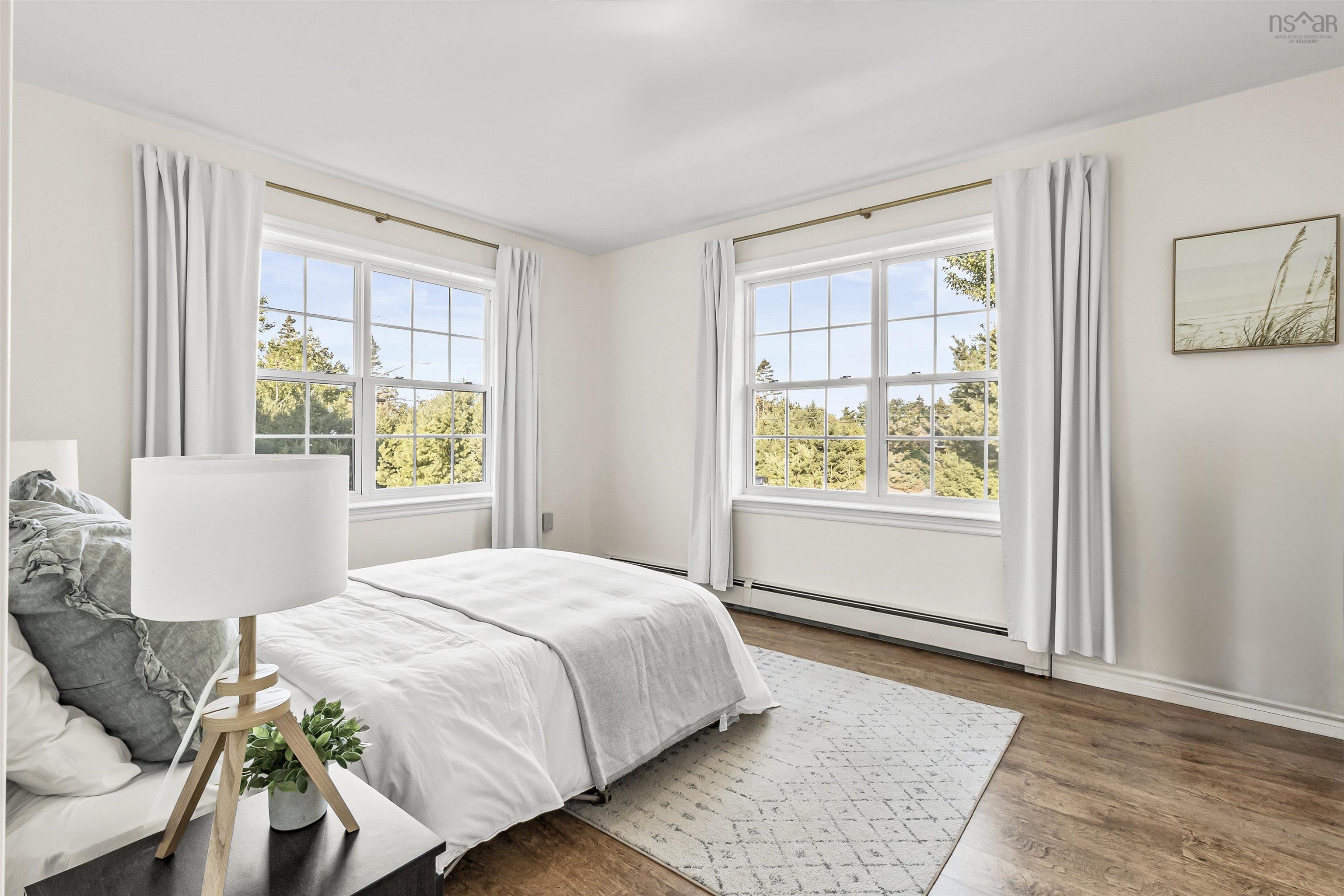 Thumbnail image for 100 Elva Court MLS<sup>®</sup> 202520290