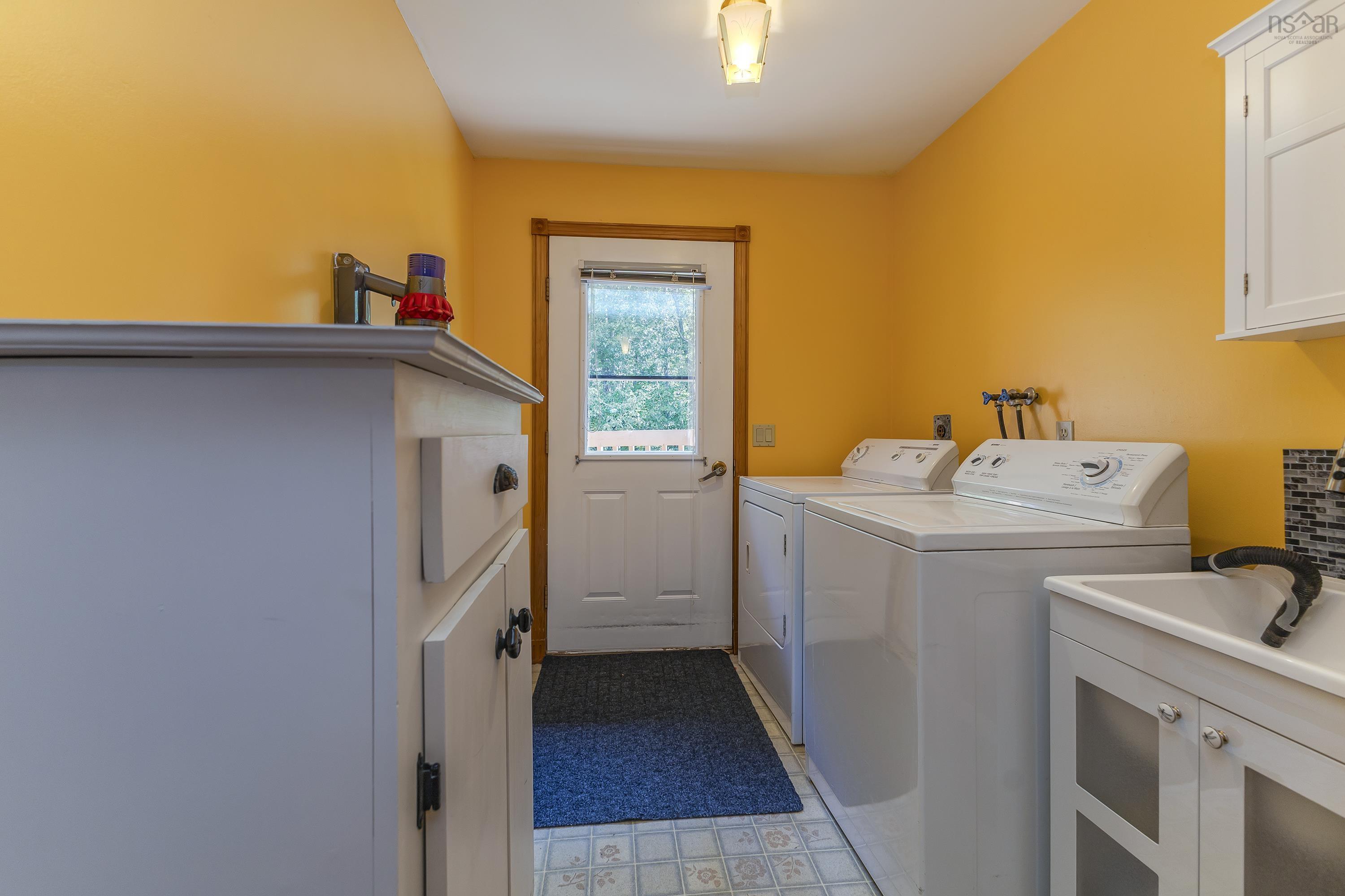 View image 12